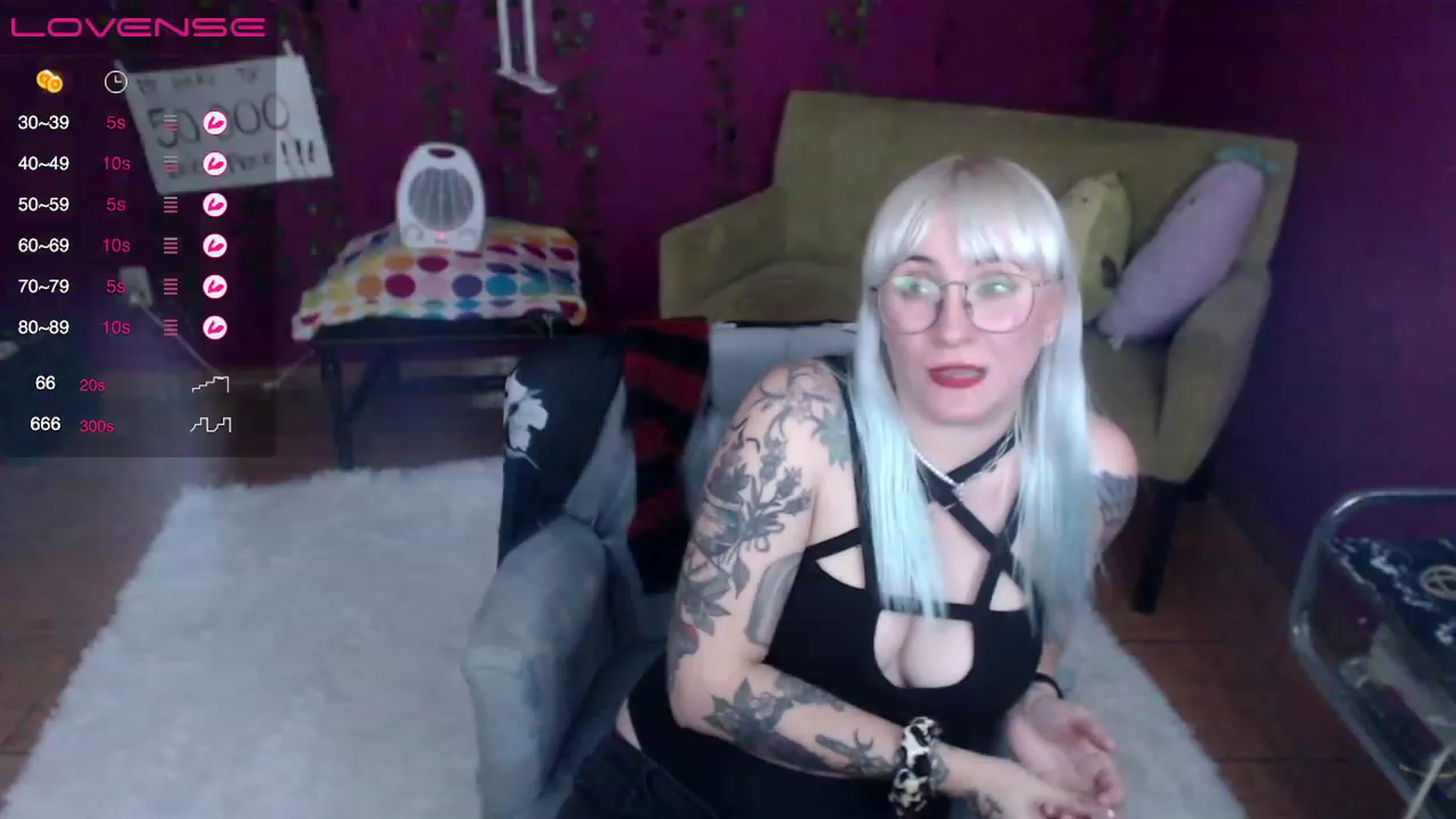 Gallery image thumbnail from AxeHallow's myfreecams stream on, 02/21/2023, 03:23 image 14 of 20