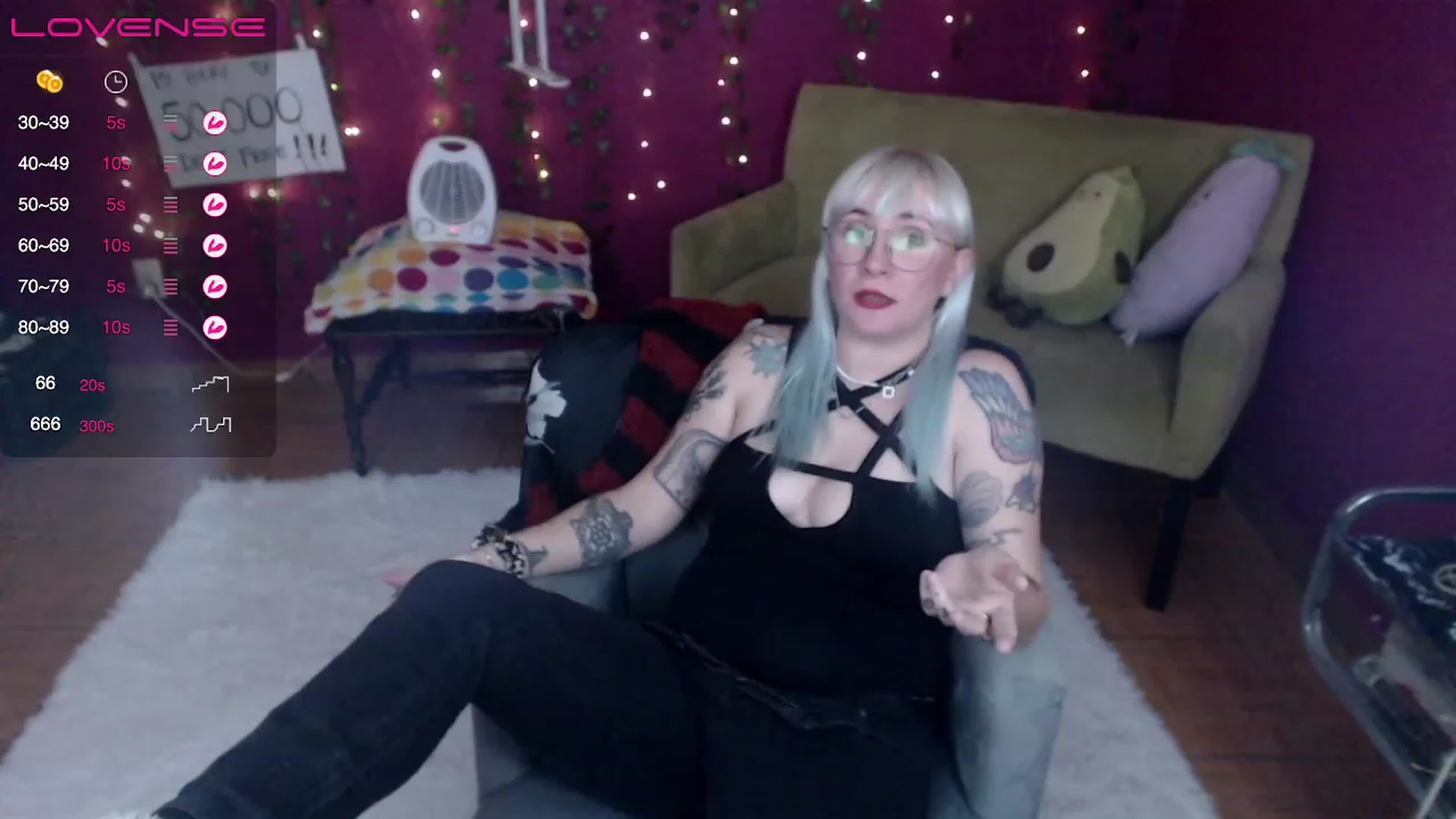 Gallery image thumbnail from AxeHallow's myfreecams stream on, 02/21/2023, 03:23 image 9 of 20