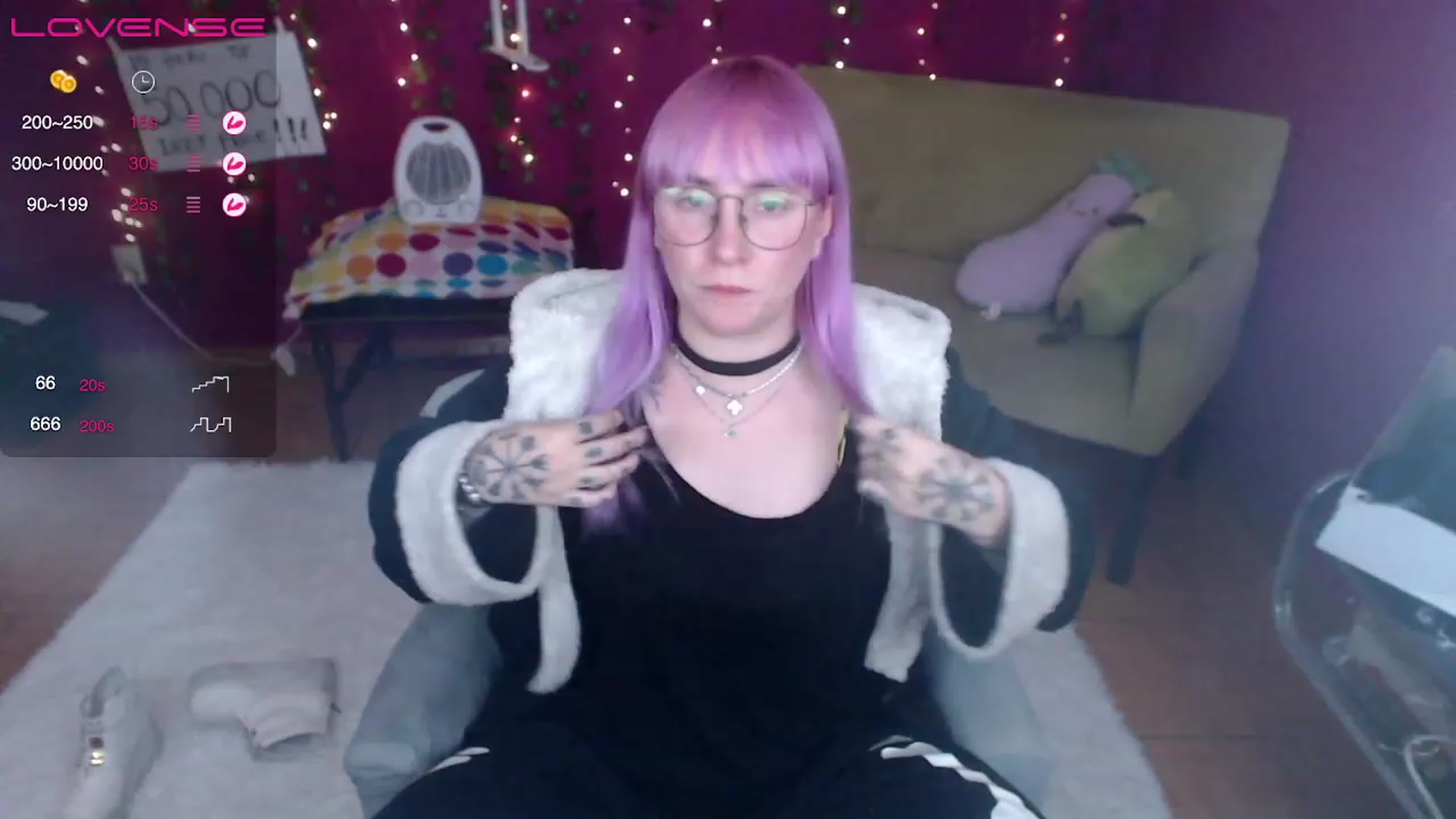 Gallery image thumbnail from AxeHallow's myfreecams stream on, 03/16/2023, 24:23 image 5 of 20