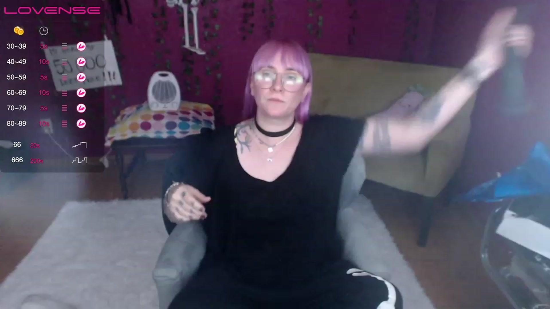 Gallery image thumbnail from AxeHallow's myfreecams stream on, 03/16/2023, 24:23 image 14 of 20