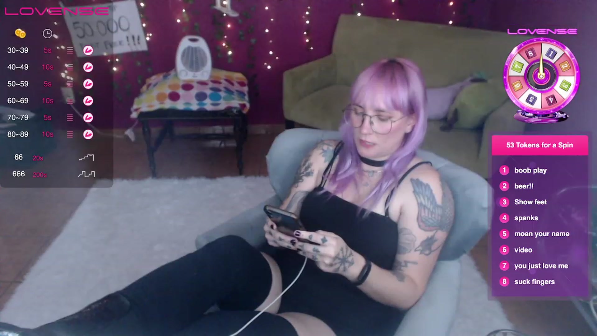 Gallery image thumbnail from AxeHallow's myfreecams stream on, 03/19/2023, 24:01 image 18 of 20