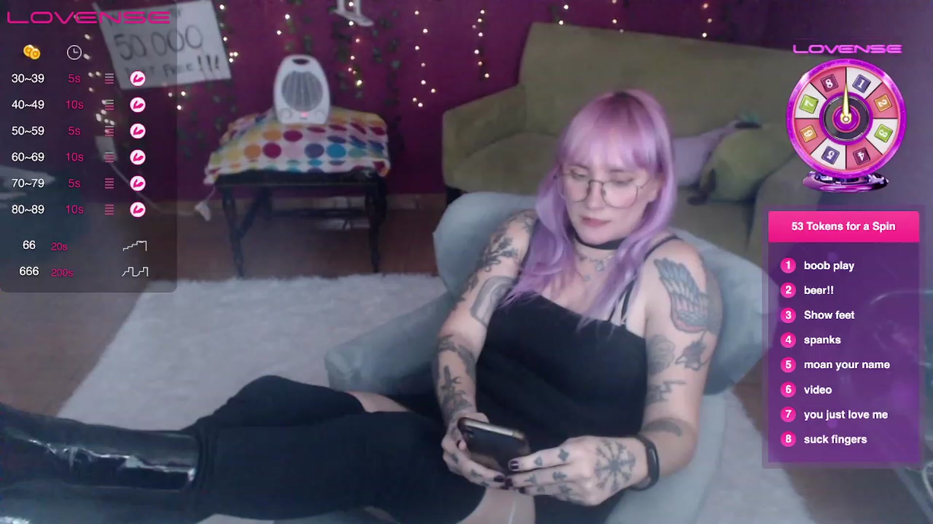 Gallery image thumbnail from AxeHallow's myfreecams stream on, 03/19/2023, 24:25 image 17 of 20