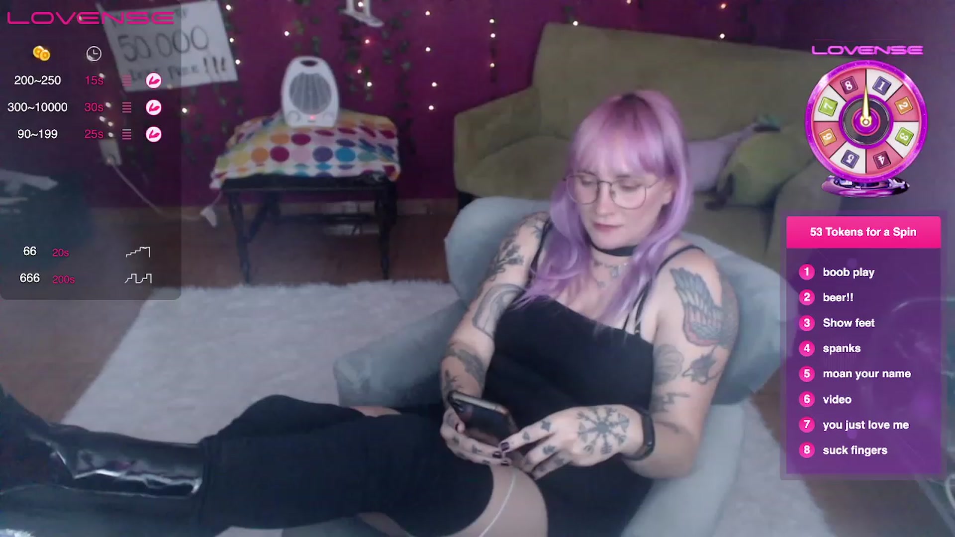 Gallery image thumbnail from AxeHallow's myfreecams stream on, 03/19/2023, 24:25 image 18 of 20