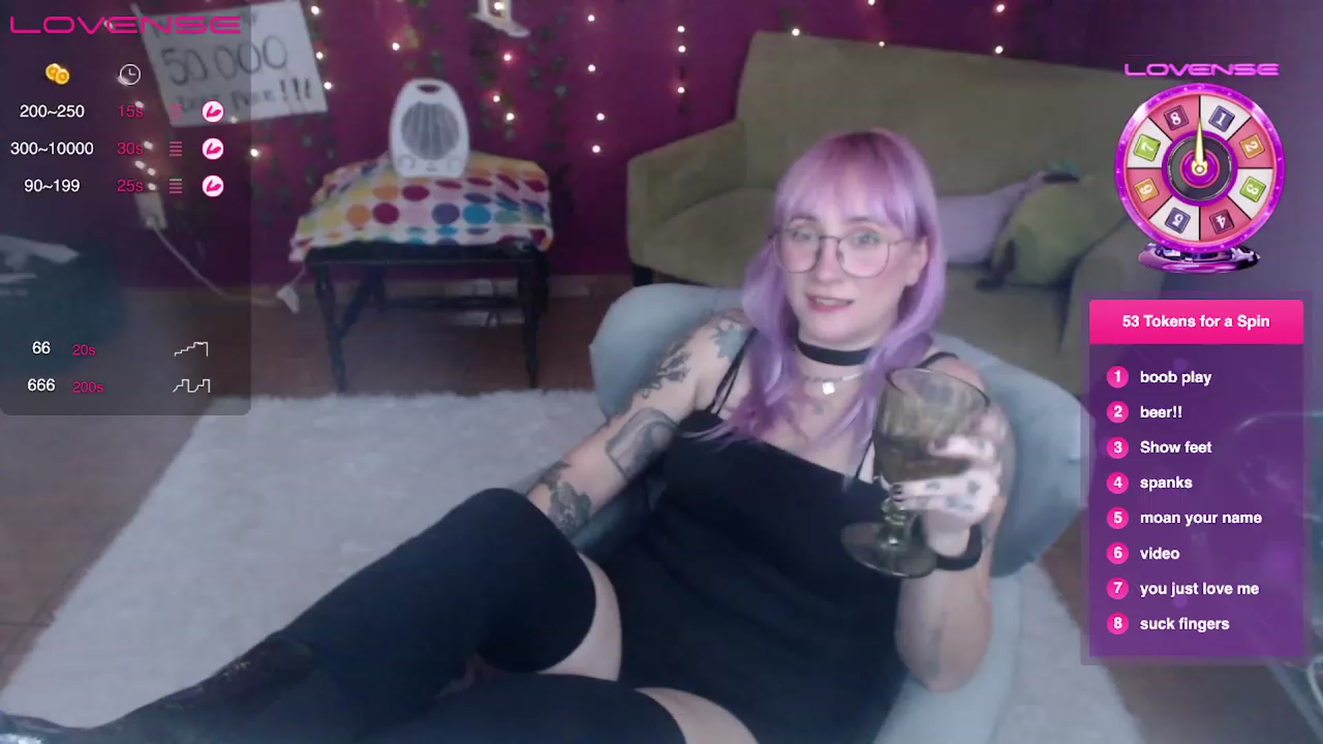 Gallery image thumbnail from AxeHallow's myfreecams stream on, 03/19/2023, 24:25 image 10 of 20