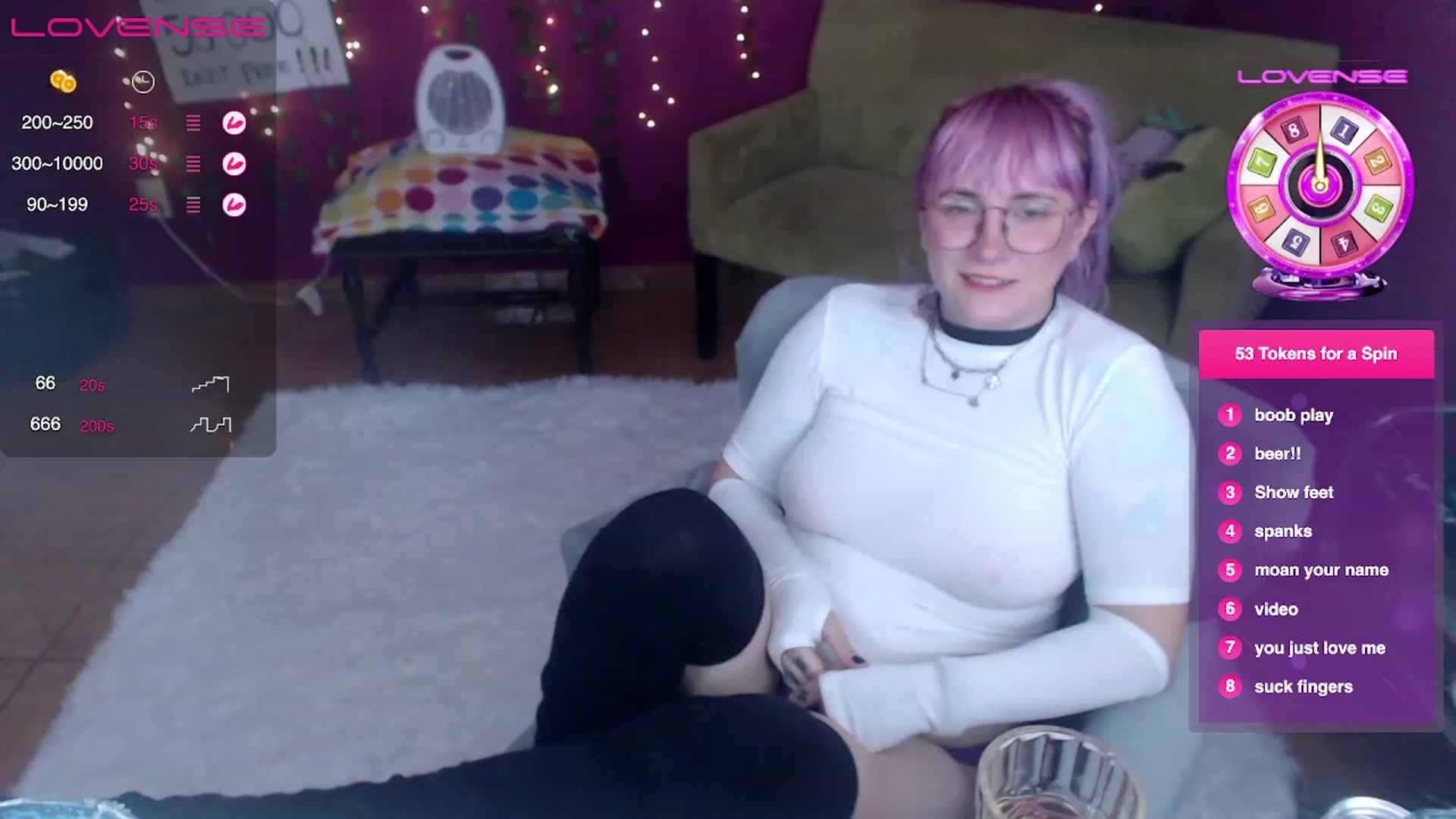 Gallery image thumbnail from AxeHallow's myfreecams stream on, 03/22/2023, 24:01 image 7 of 20