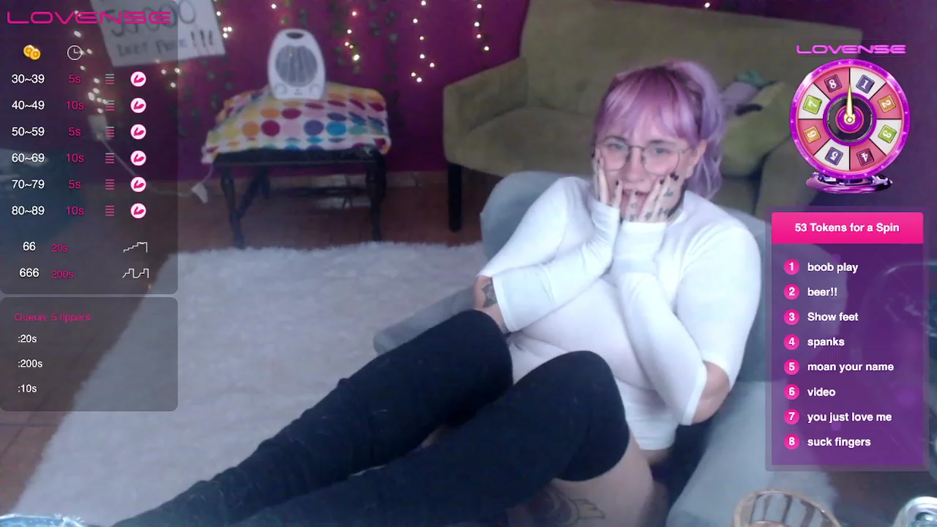 Gallery image thumbnail from AxeHallow's myfreecams stream on, 03/22/2023, 24:01 image 14 of 20