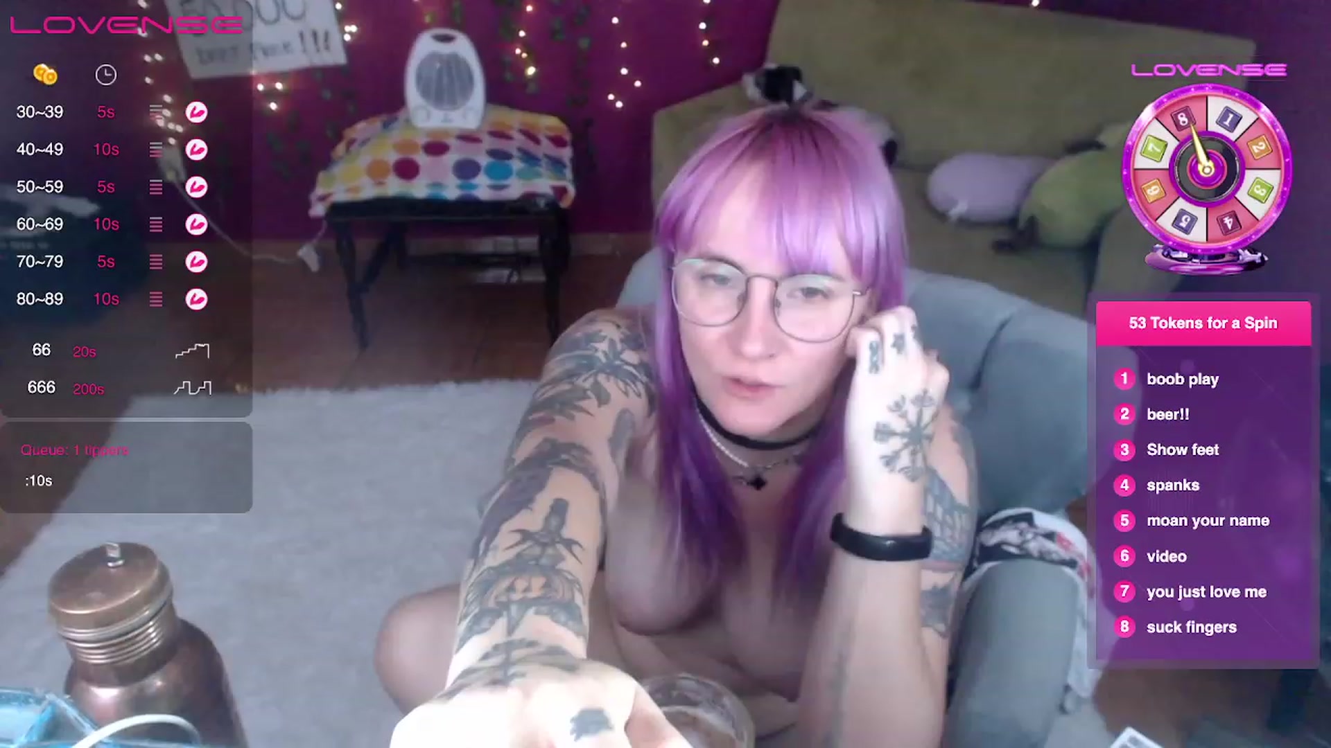 Gallery image thumbnail from AxeHallow's myfreecams stream on, 03/27/2023, 01:57 image 2 of 20