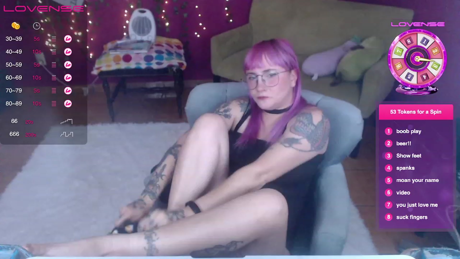 Gallery image thumbnail from AxeHallow's myfreecams stream on, 04/02/2023, 24:02 image 9 of 20