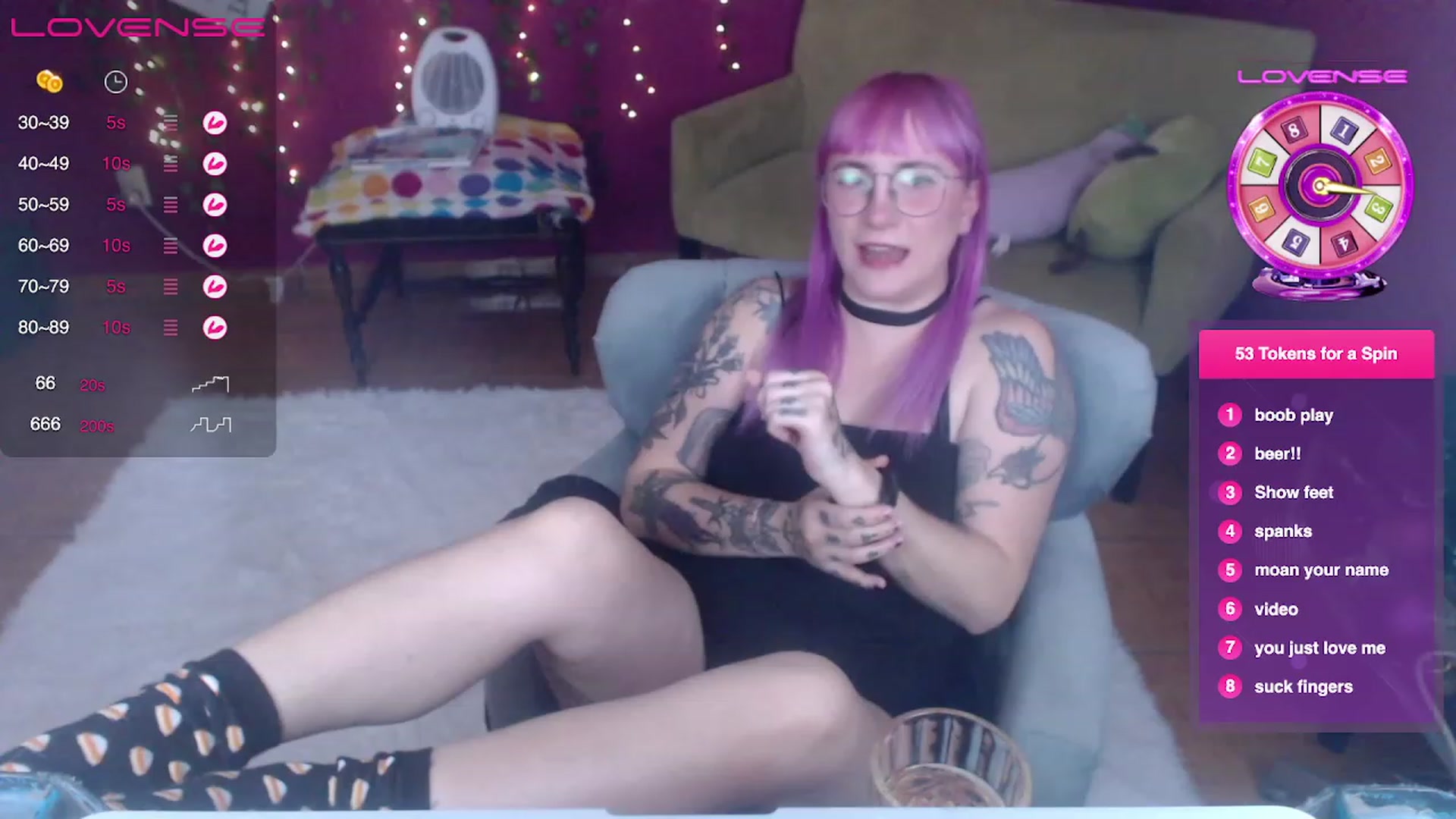 Gallery image thumbnail from AxeHallow's myfreecams stream on, 04/02/2023, 24:02 image 11 of 20