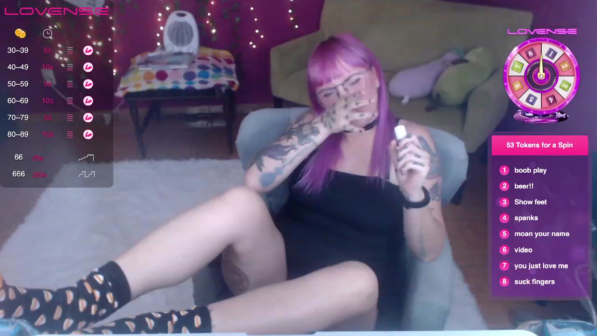 Gallery image thumbnail from AxeHallow's myfreecams stream on, 04/02/2023, 24:02 image 7 of 20
