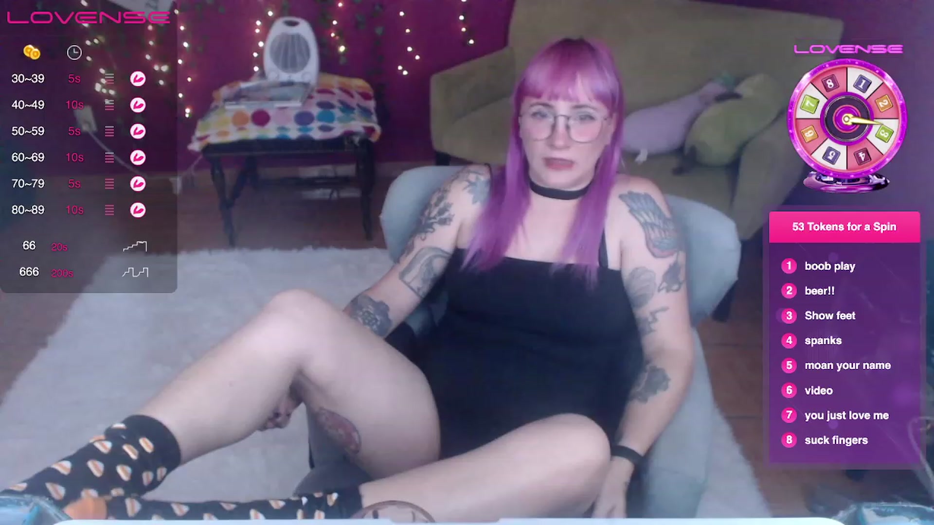 Gallery image thumbnail from AxeHallow's myfreecams stream on, 04/02/2023, 24:02 image 10 of 20