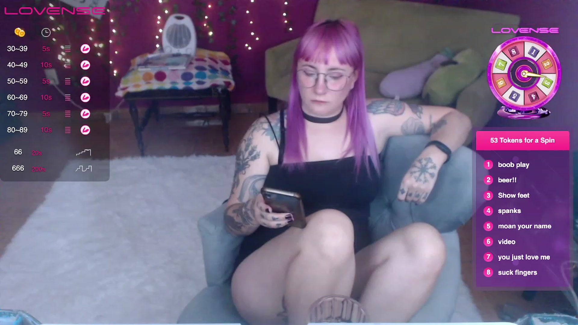 Gallery image thumbnail from AxeHallow's myfreecams stream on, 04/02/2023, 01:15 image 8 of 20