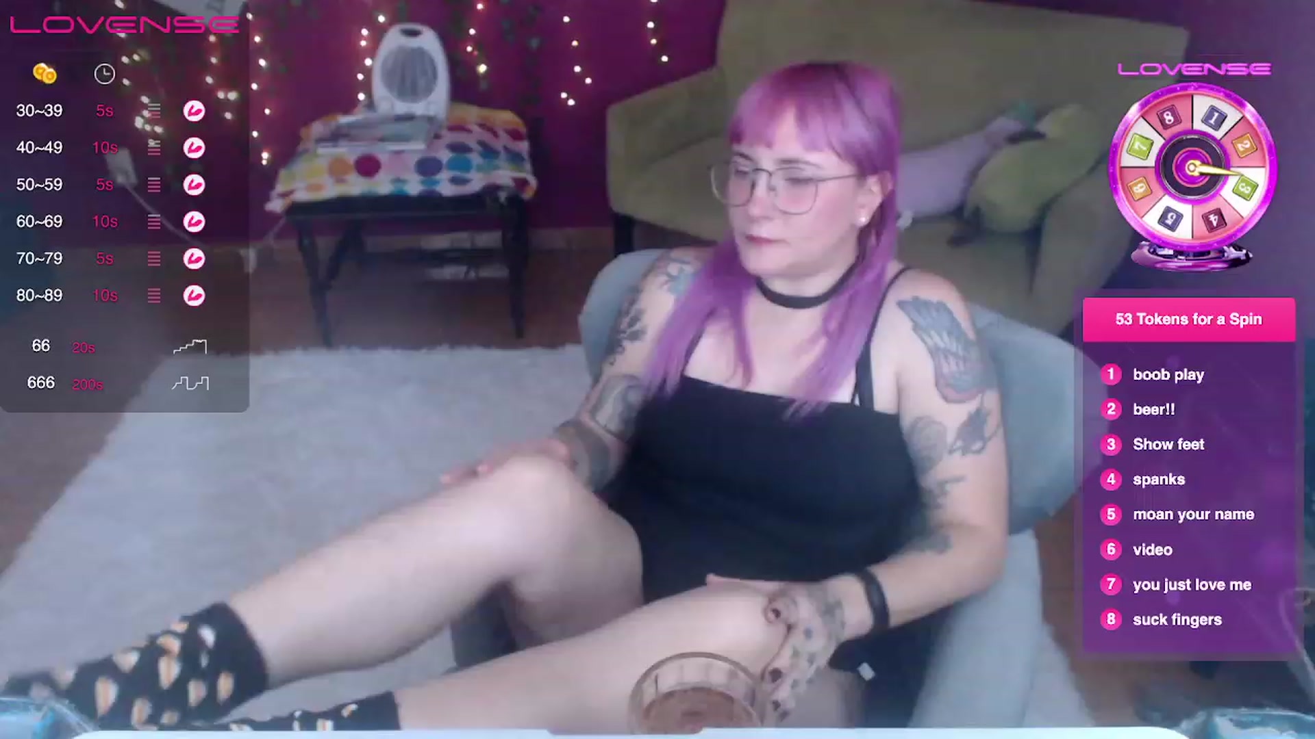 Gallery image thumbnail from AxeHallow's myfreecams stream on, 04/02/2023, 01:15 image 1 of 20