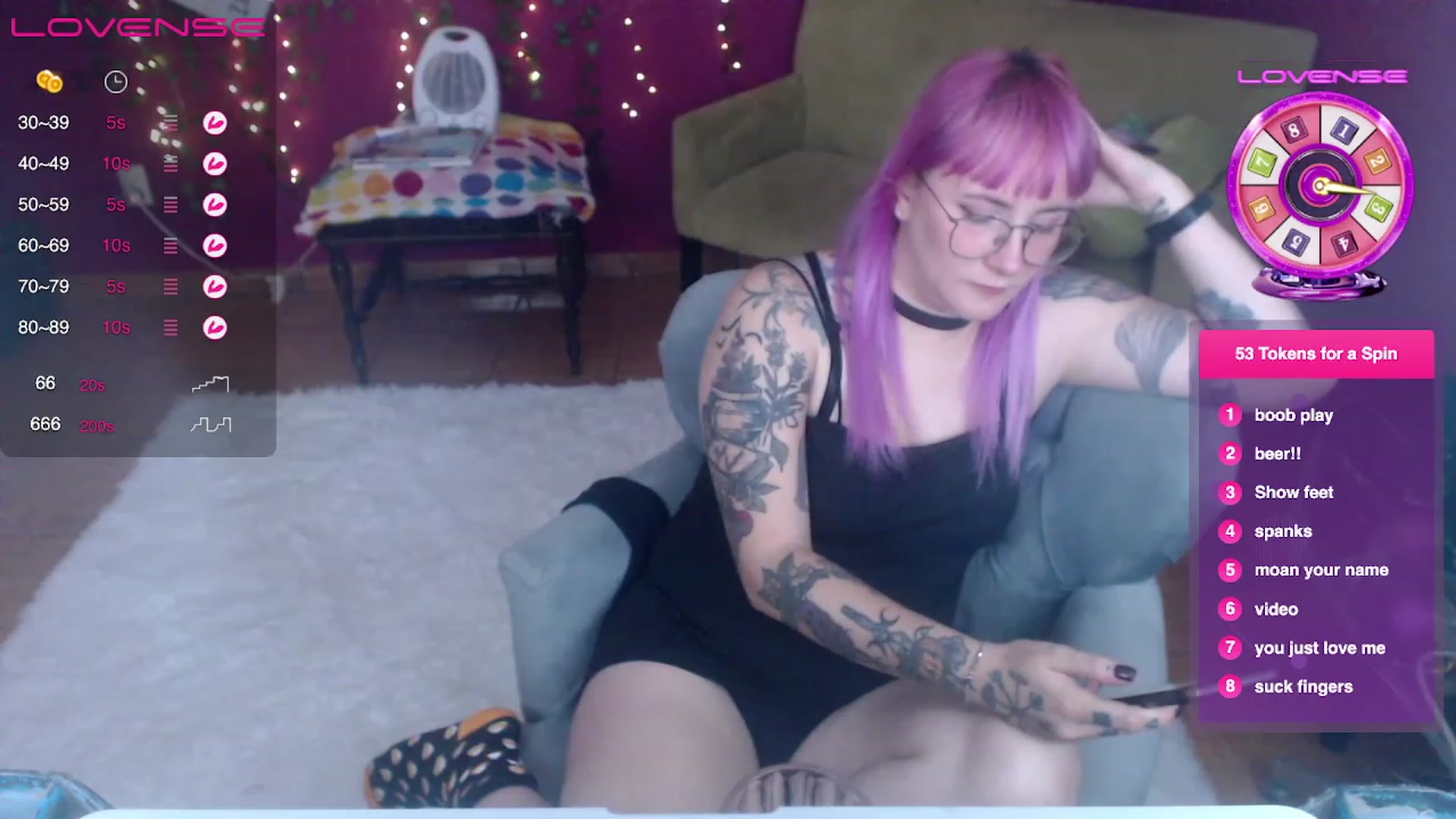 Gallery image thumbnail from AxeHallow's myfreecams stream on, 04/02/2023, 01:15 image 7 of 20