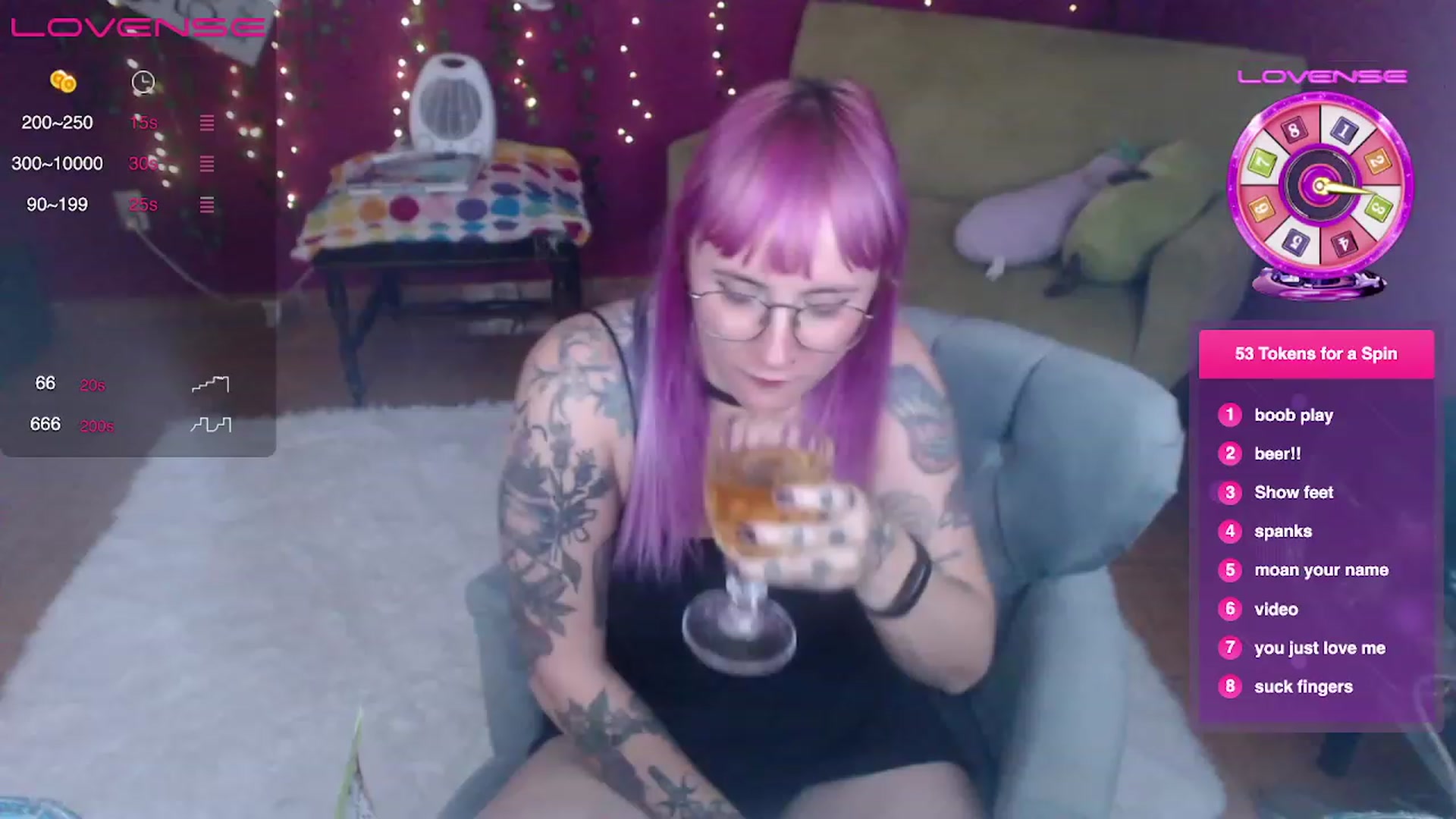 Gallery image thumbnail from AxeHallow's myfreecams stream on, 04/02/2023, 05:52 image 18 of 20