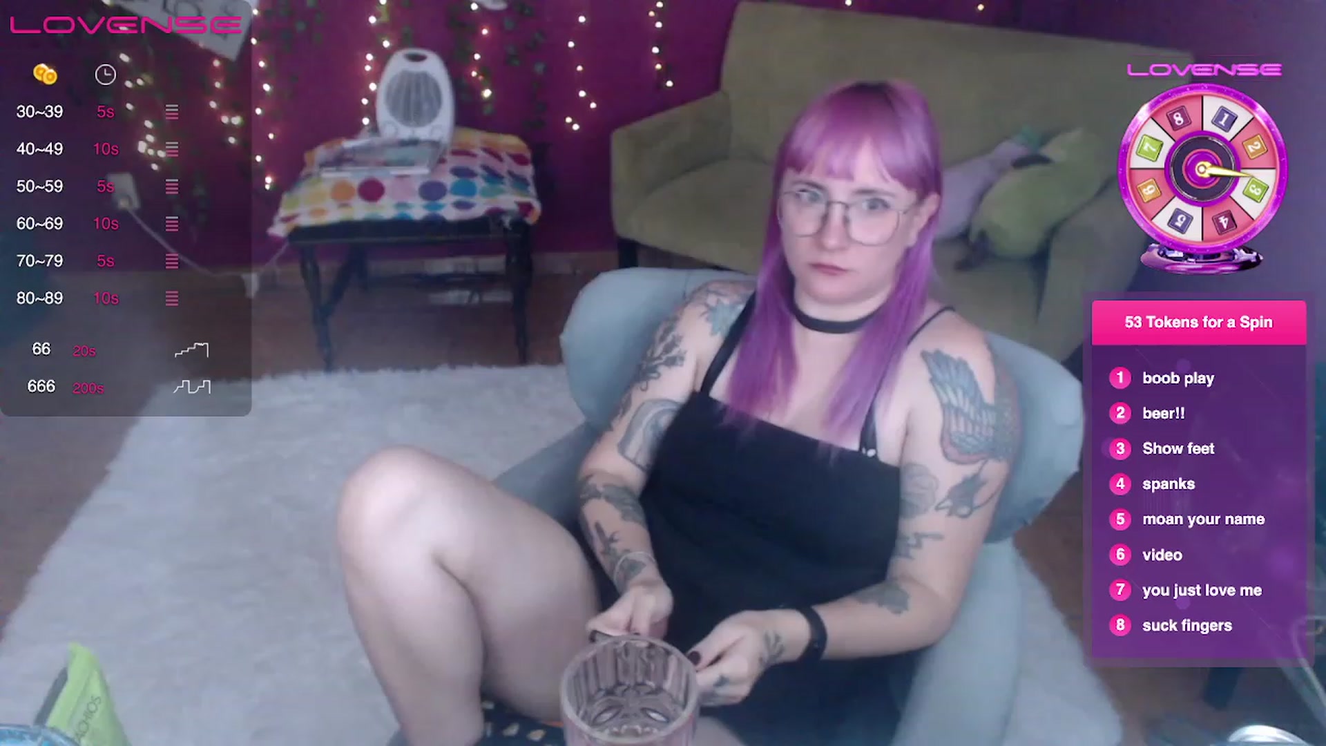 Gallery image thumbnail from AxeHallow's myfreecams stream on, 04/02/2023, 05:52 image 13 of 20