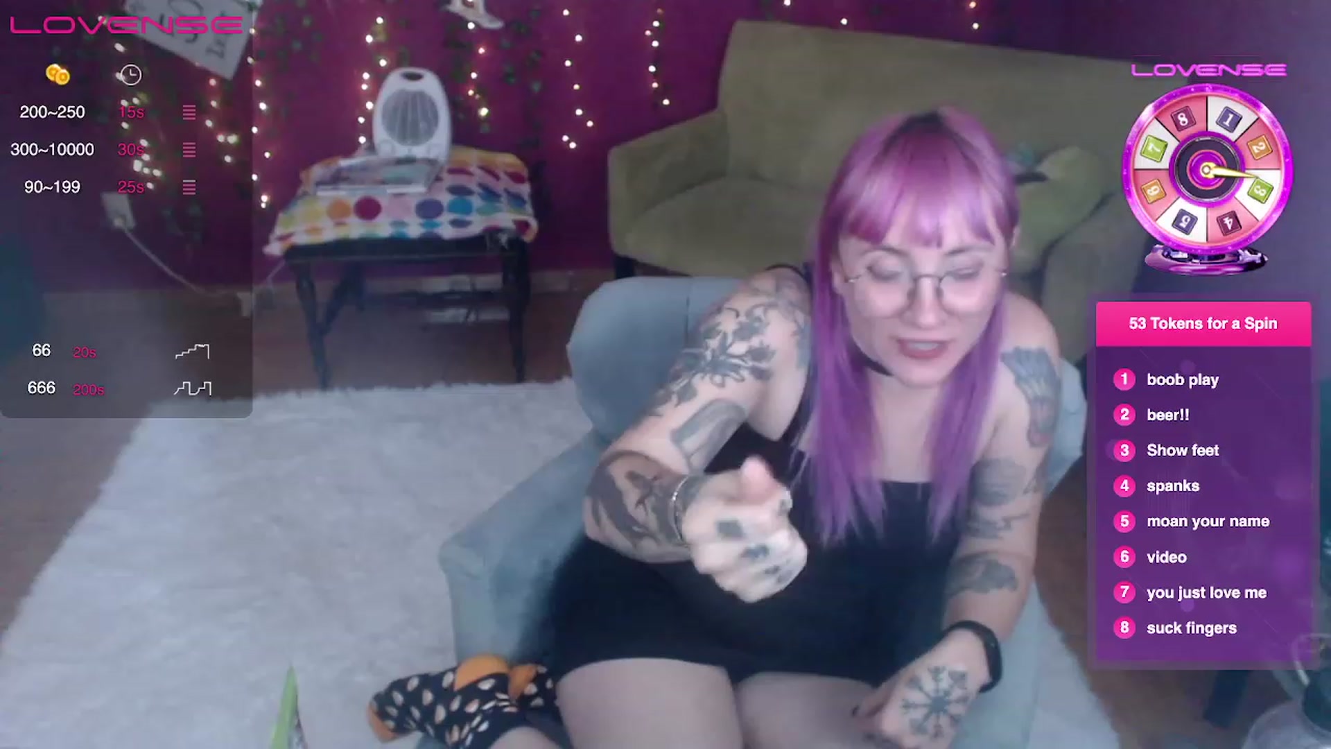 Gallery image thumbnail from AxeHallow's myfreecams stream on, 04/02/2023, 06:00 image 11 of 20