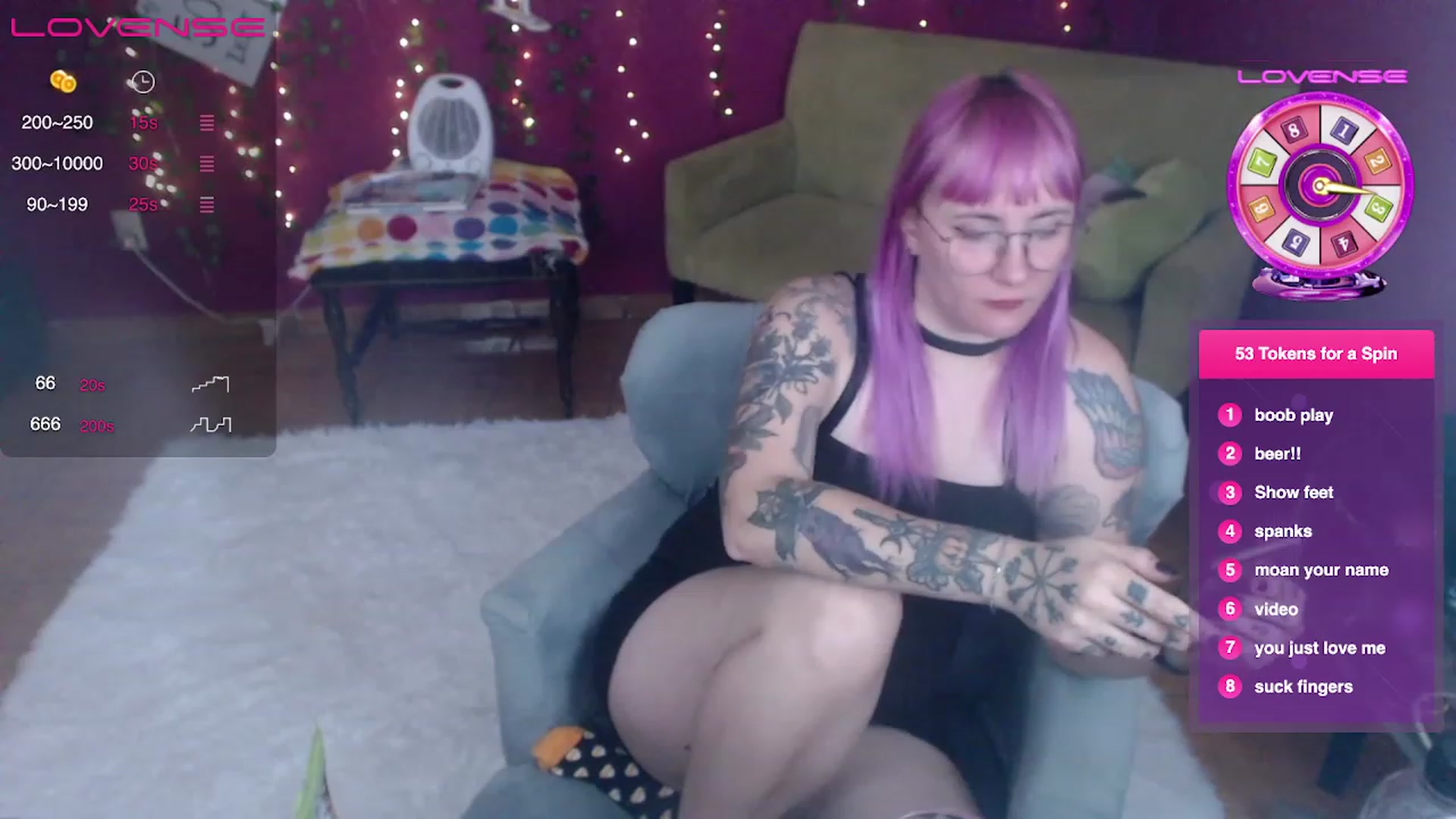 Gallery image thumbnail from AxeHallow's myfreecams stream on, 04/02/2023, 06:00 image 17 of 20