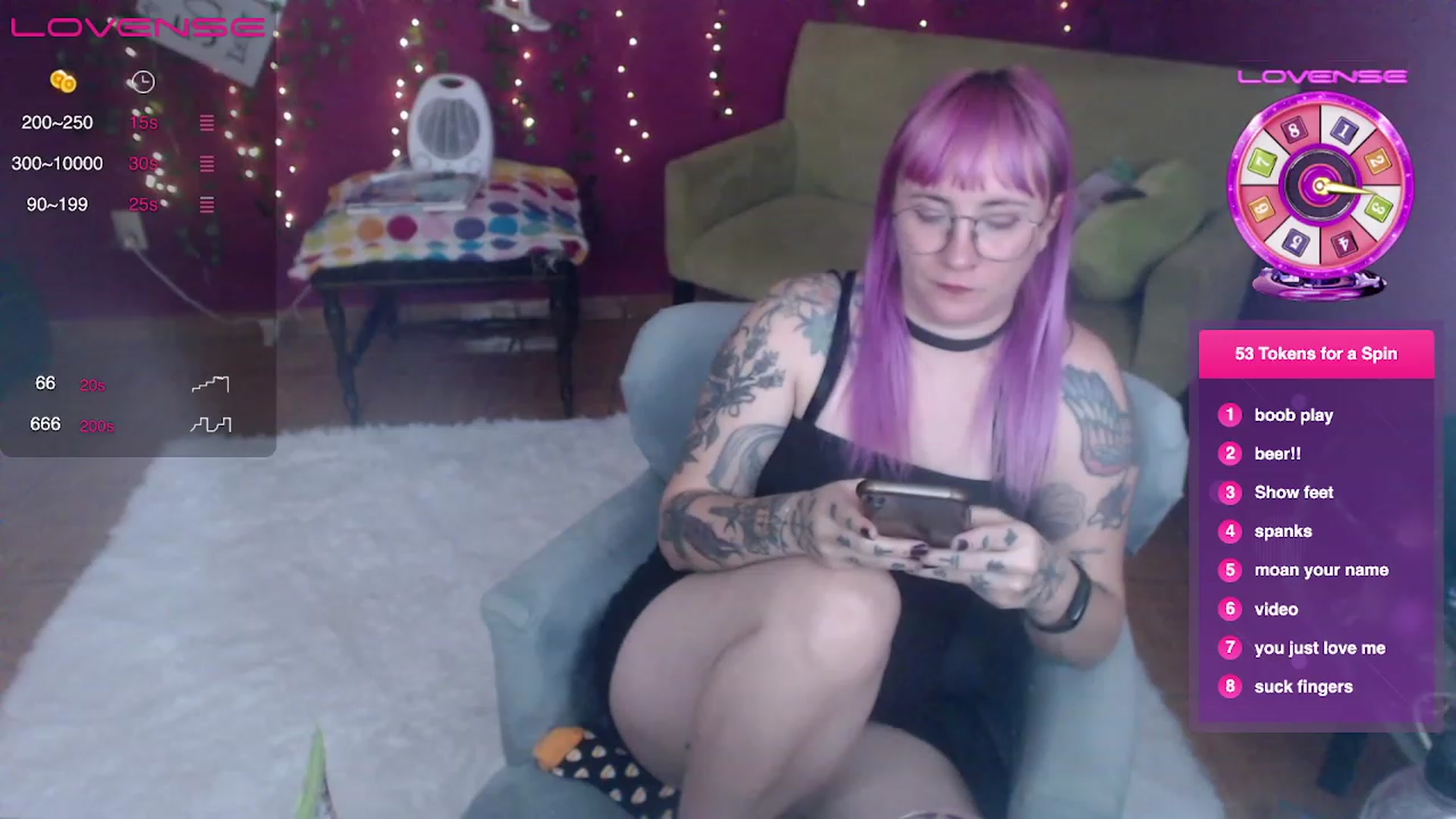 Gallery image thumbnail from AxeHallow's myfreecams stream on, 04/02/2023, 06:00 image 16 of 20