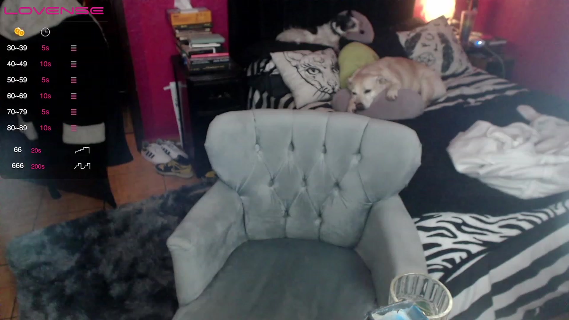 Gallery image thumbnail from AxeHallow's myfreecams stream on, 05/10/2023, 03:40 image 19 of 20