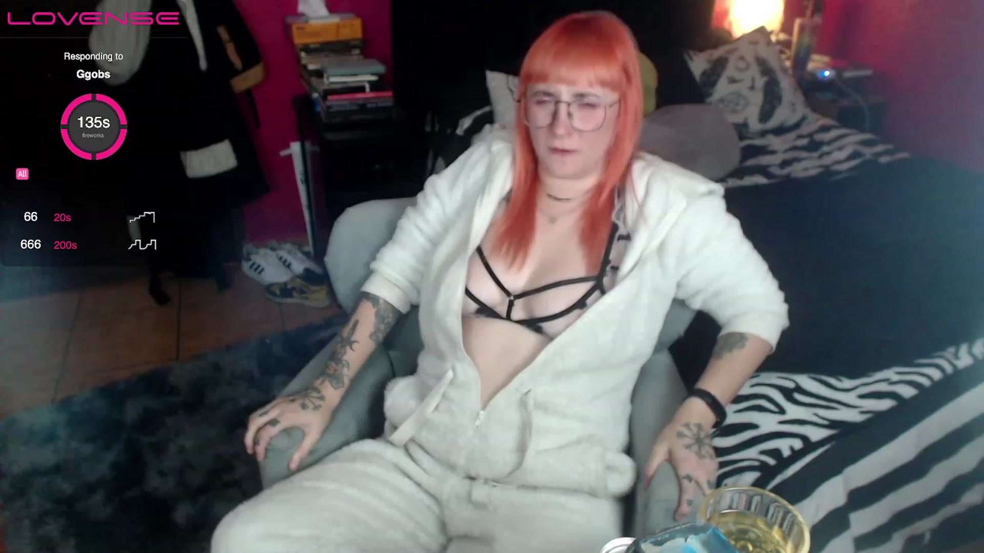 Gallery image thumbnail from AxeHallow's myfreecams stream on, 05/10/2023, 03:40 image 6 of 20