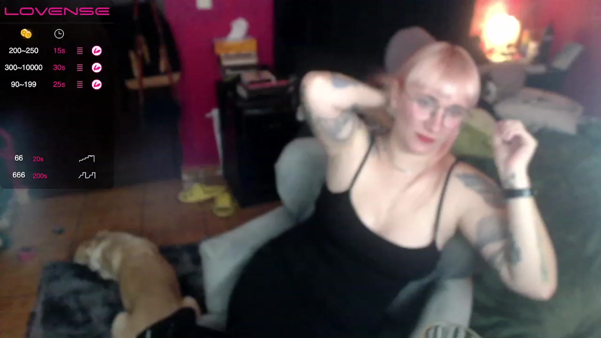Gallery image thumbnail from AxeHallow's myfreecams stream on, 05/17/2023, 03:04 image 1 of 20