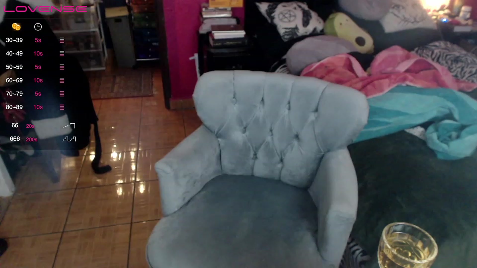 Gallery image thumbnail from AxeHallow's myfreecams stream on, 05/21/2023, 24:02 image 18 of 20