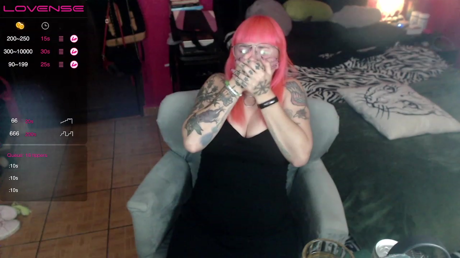 Gallery image thumbnail from AxeHallow's myfreecams stream on, 05/24/2023, 03:11 image 6 of 20