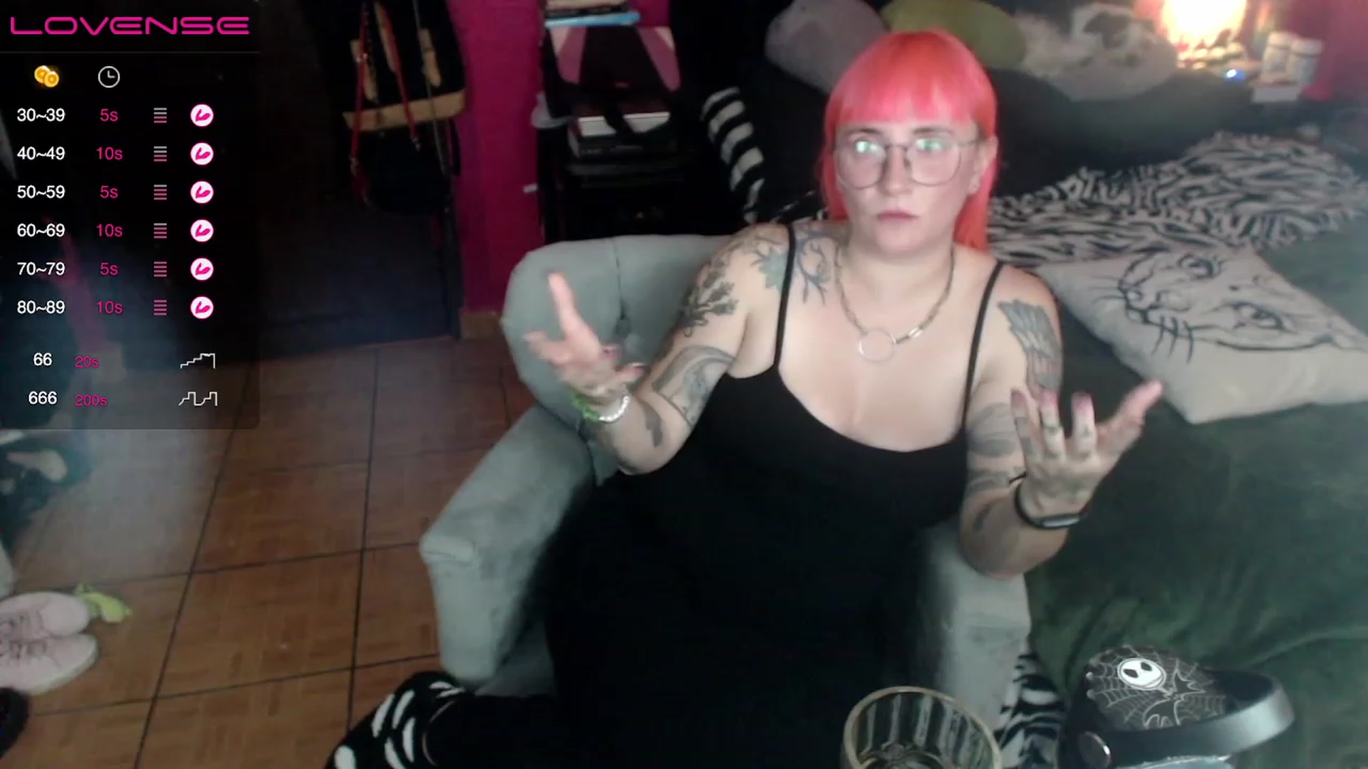 Gallery image thumbnail from AxeHallow's myfreecams stream on, 05/24/2023, 03:11 image 20 of 20