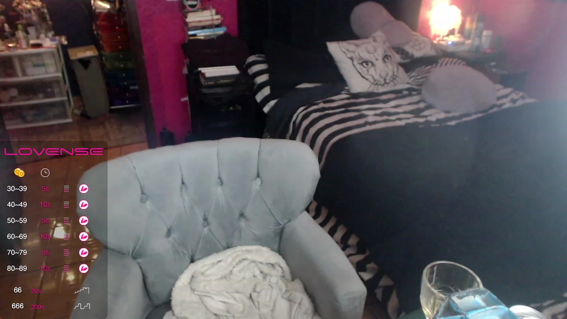 Gallery image thumbnail from AxeHallow's myfreecams stream on, 05/28/2023, 03:24 image 18 of 20