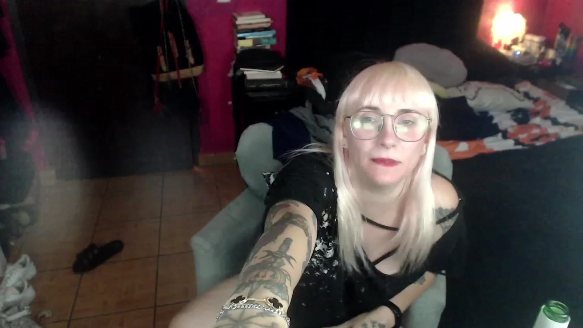 Gallery image thumbnail from AxeHallow's myfreecams stream on, 06/11/2023, 06:43 image 10 of 20