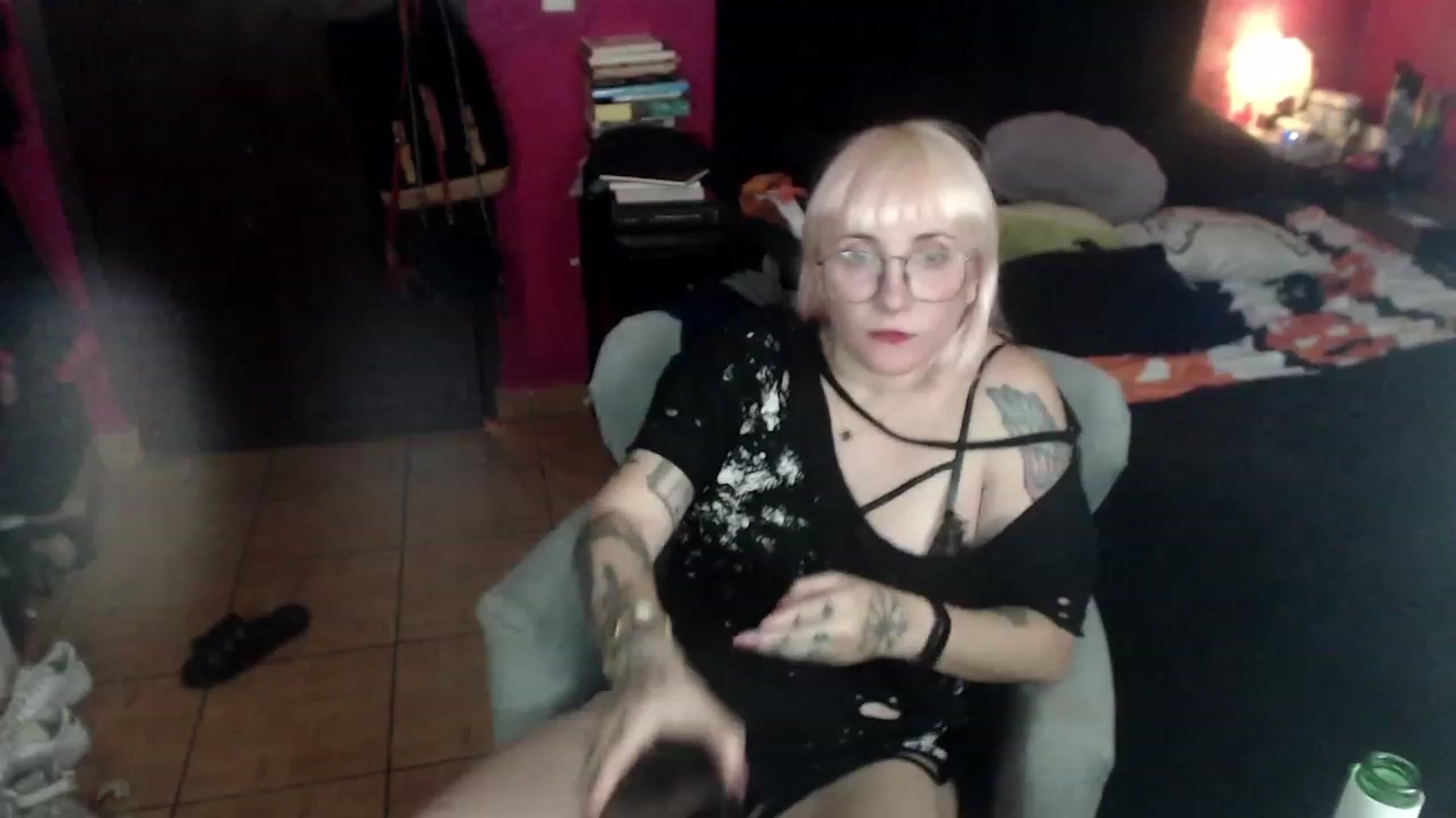 Gallery image thumbnail from AxeHallow's myfreecams stream on, 06/11/2023, 06:43 image 12 of 20