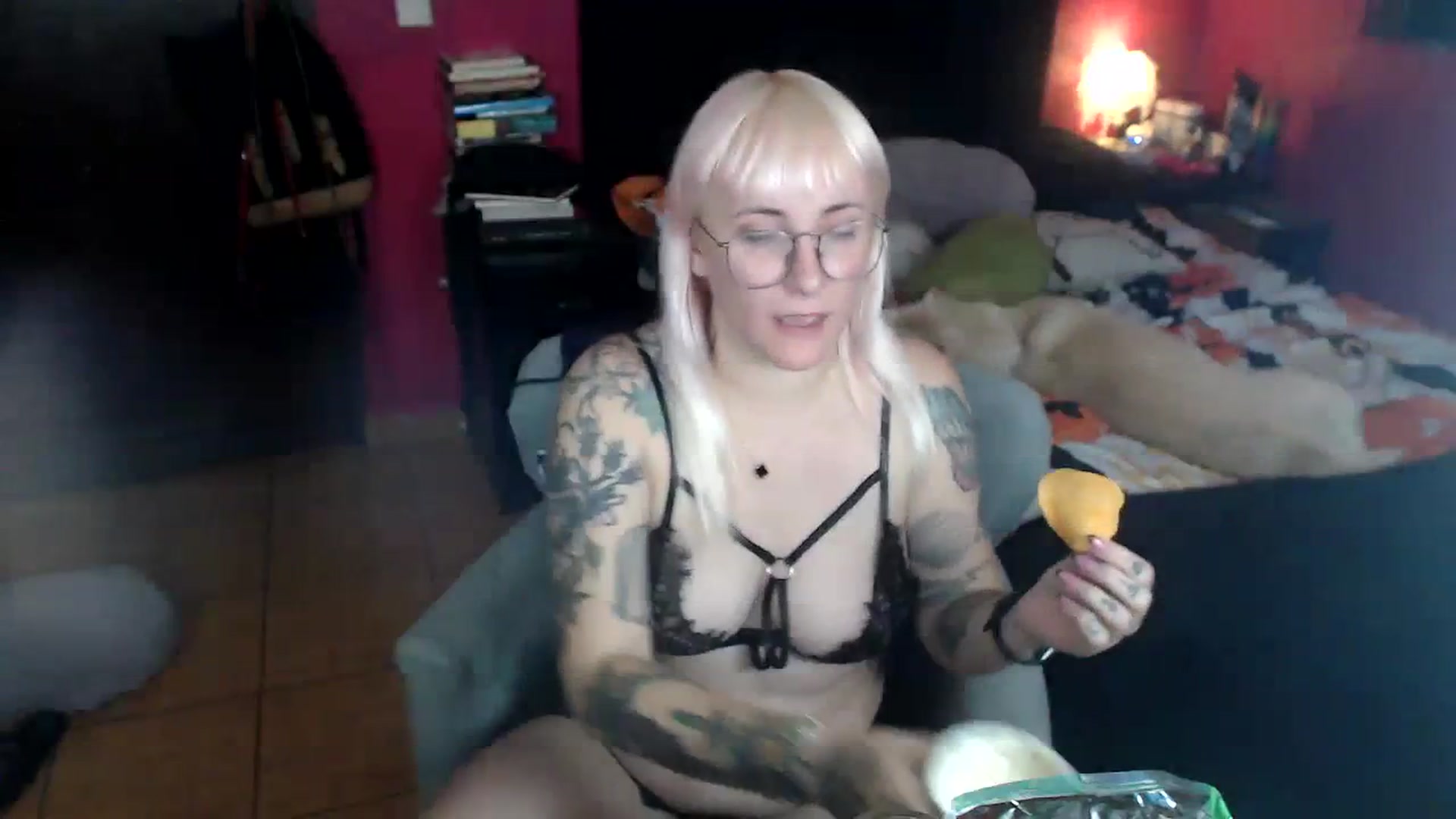 Gallery image thumbnail from AxeHallow's myfreecams stream on, 06/11/2023, 09:18 image 9 of 20