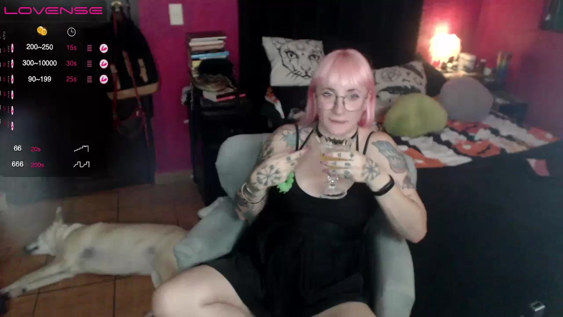 Gallery image thumbnail from AxeHallow's myfreecams stream on, 06/16/2023, 04:18 image 11 of 20