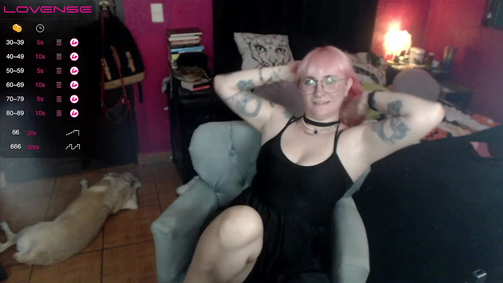 Gallery image thumbnail from AxeHallow's myfreecams stream on, 06/16/2023, 04:18 image 6 of 20