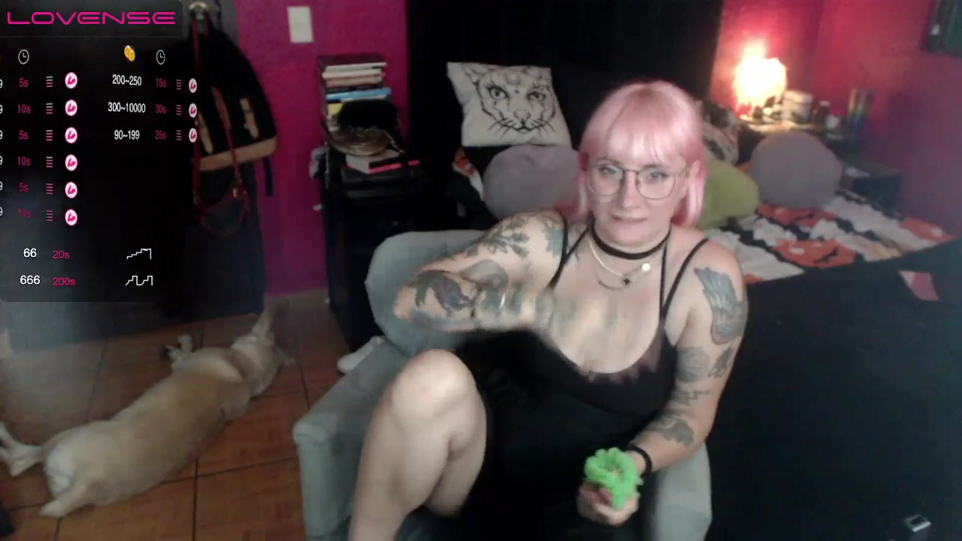 Gallery image thumbnail from AxeHallow's myfreecams stream on, 06/16/2023, 04:18 image 7 of 20
