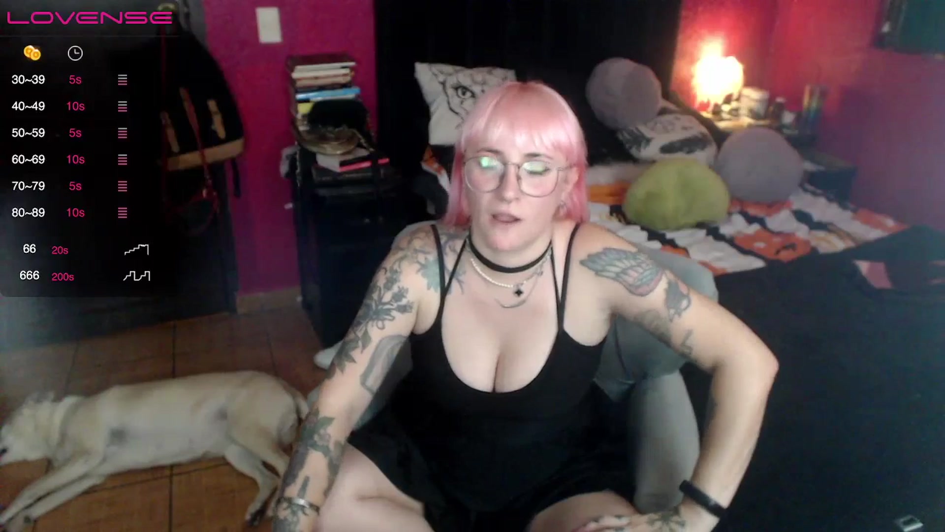 Gallery image thumbnail from AxeHallow's myfreecams stream on, 06/16/2023, 06:30 image 5 of 20