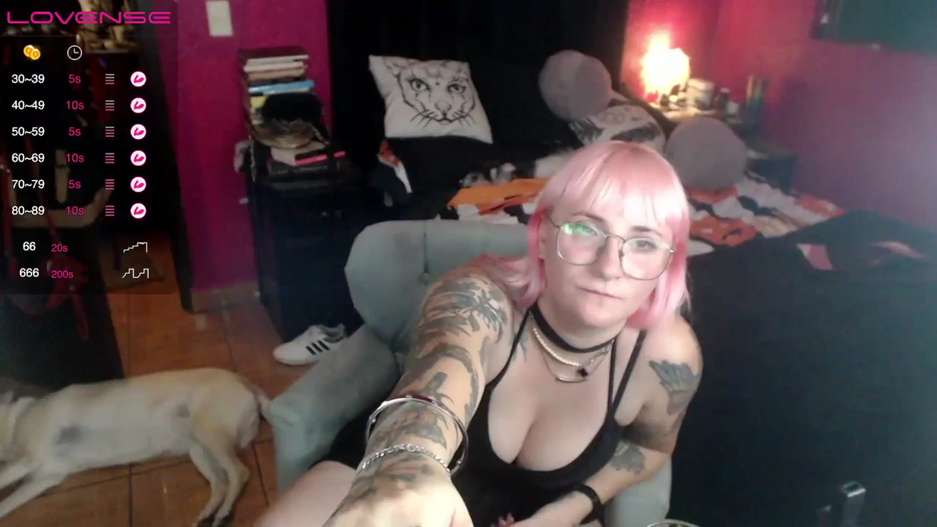 Gallery image thumbnail from AxeHallow's myfreecams stream on, 06/16/2023, 06:30 image 8 of 20