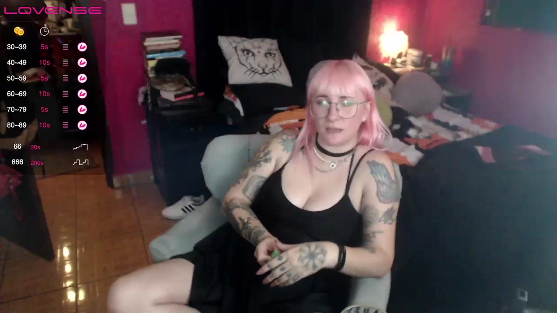 Gallery image thumbnail from AxeHallow's myfreecams stream on, 06/16/2023, 06:30 image 19 of 20