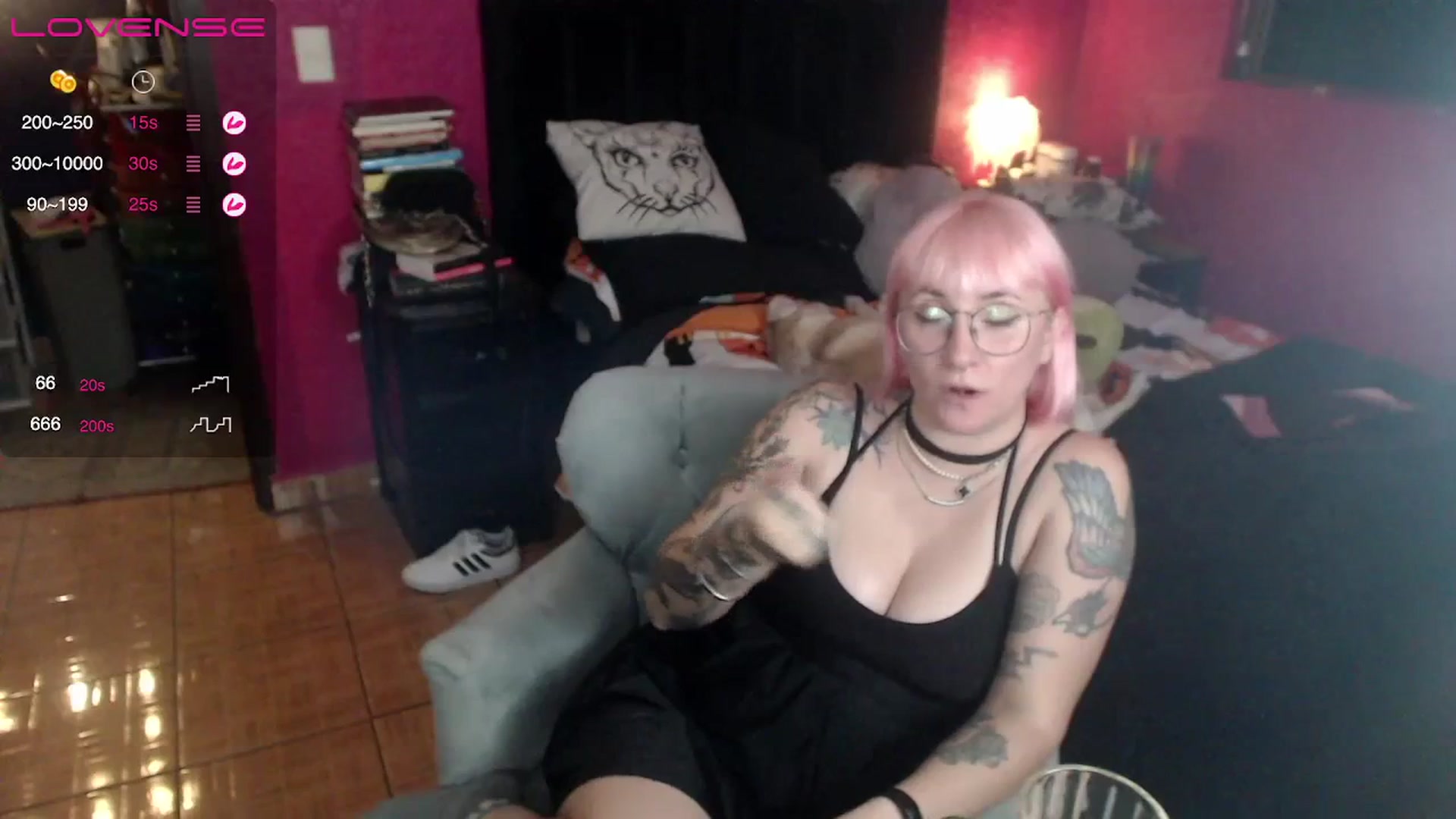 Gallery image thumbnail from AxeHallow's myfreecams stream on, 06/16/2023, 09:53 image 5 of 20