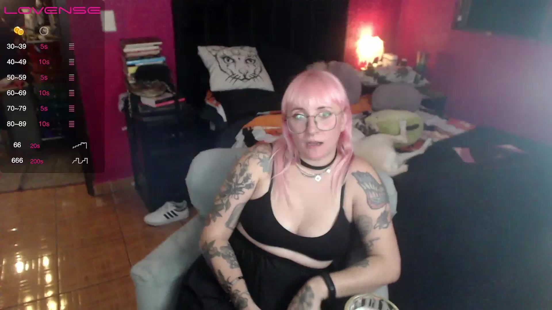 Gallery image thumbnail from AxeHallow's myfreecams stream on, 06/16/2023, 09:53 image 15 of 20