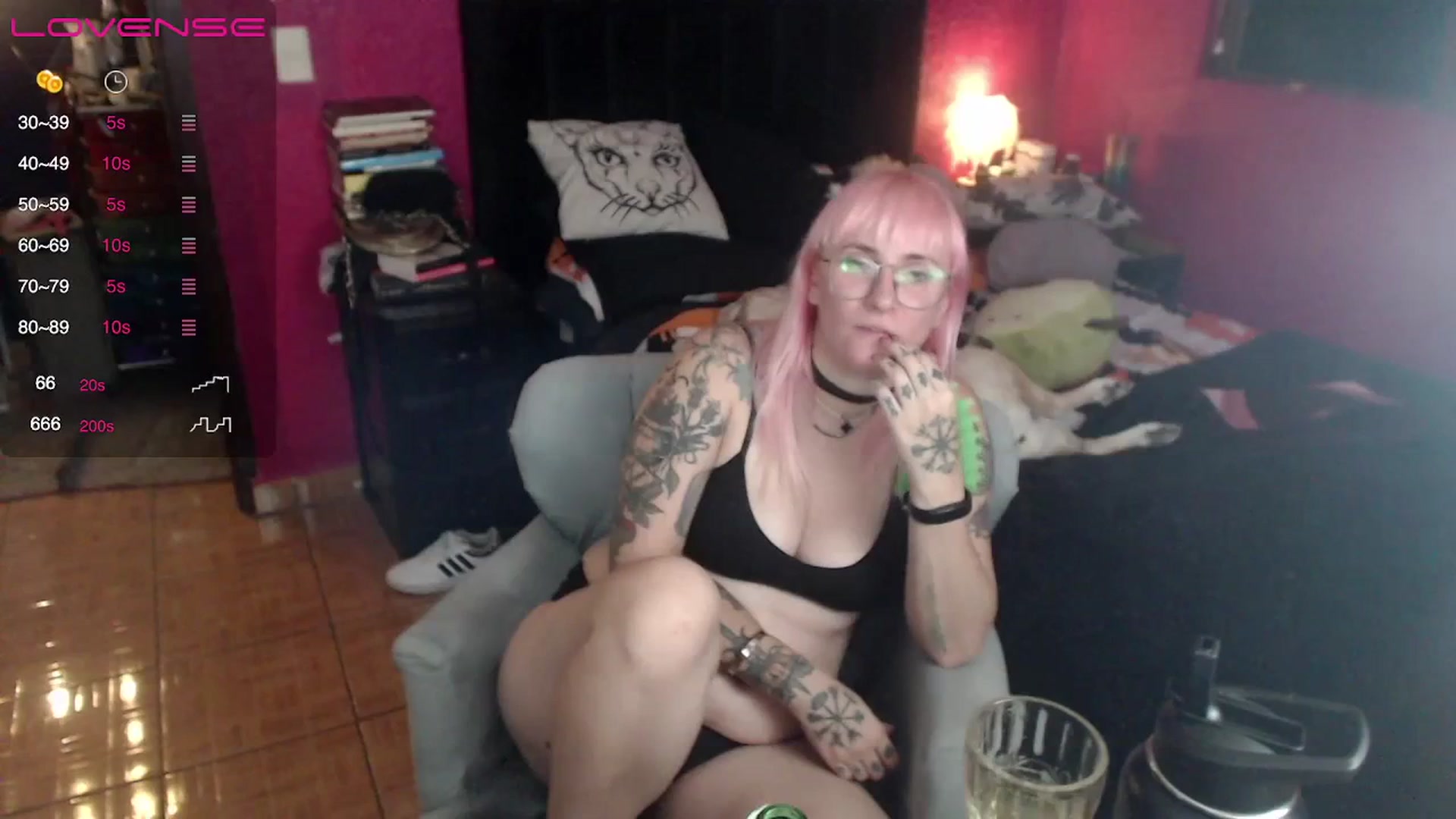 Gallery image thumbnail from AxeHallow's myfreecams stream on, 06/16/2023, 11:41 image 7 of 20