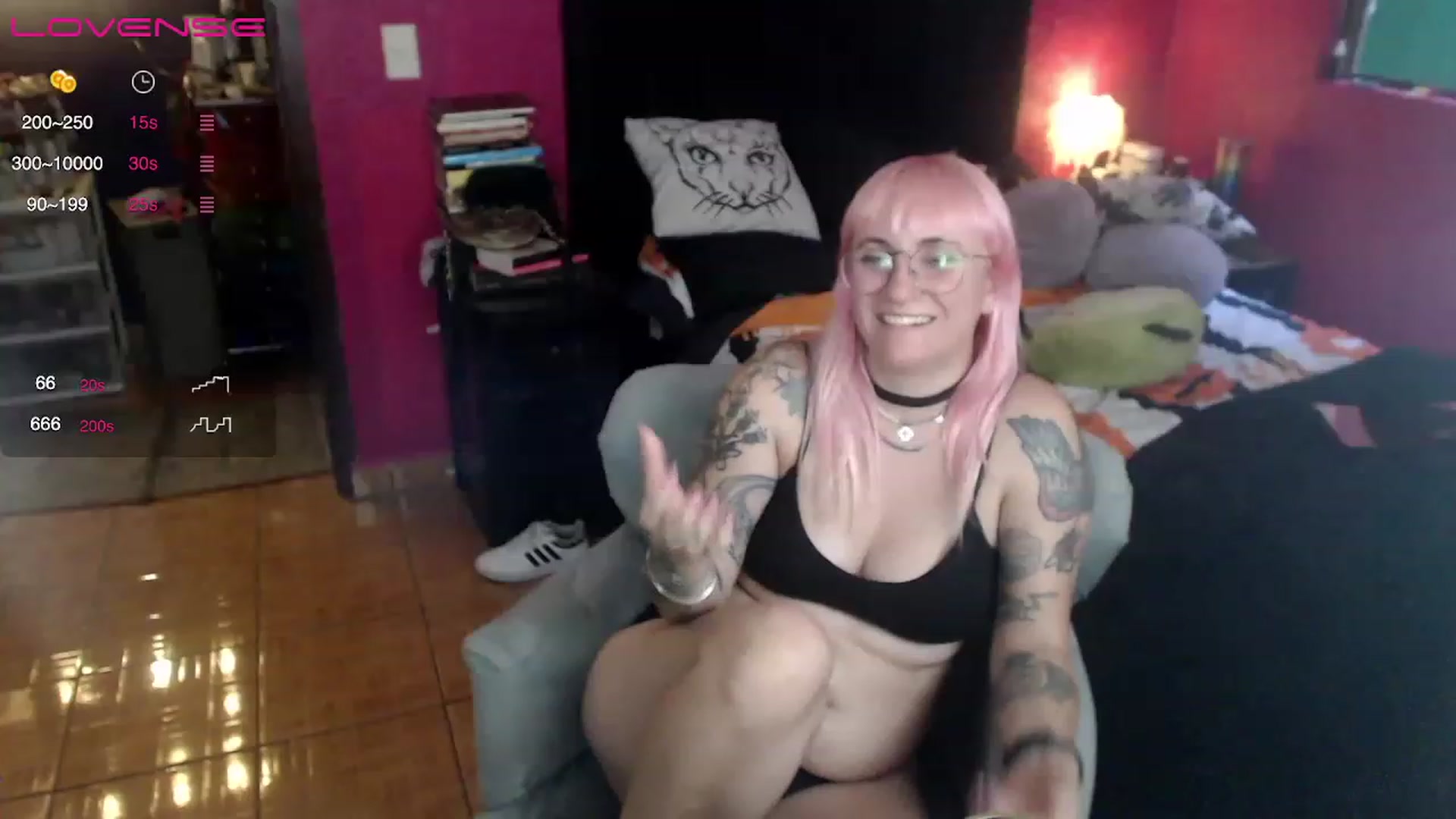 Gallery image thumbnail from AxeHallow's myfreecams stream on, 06/16/2023, 12:51 image 6 of 20