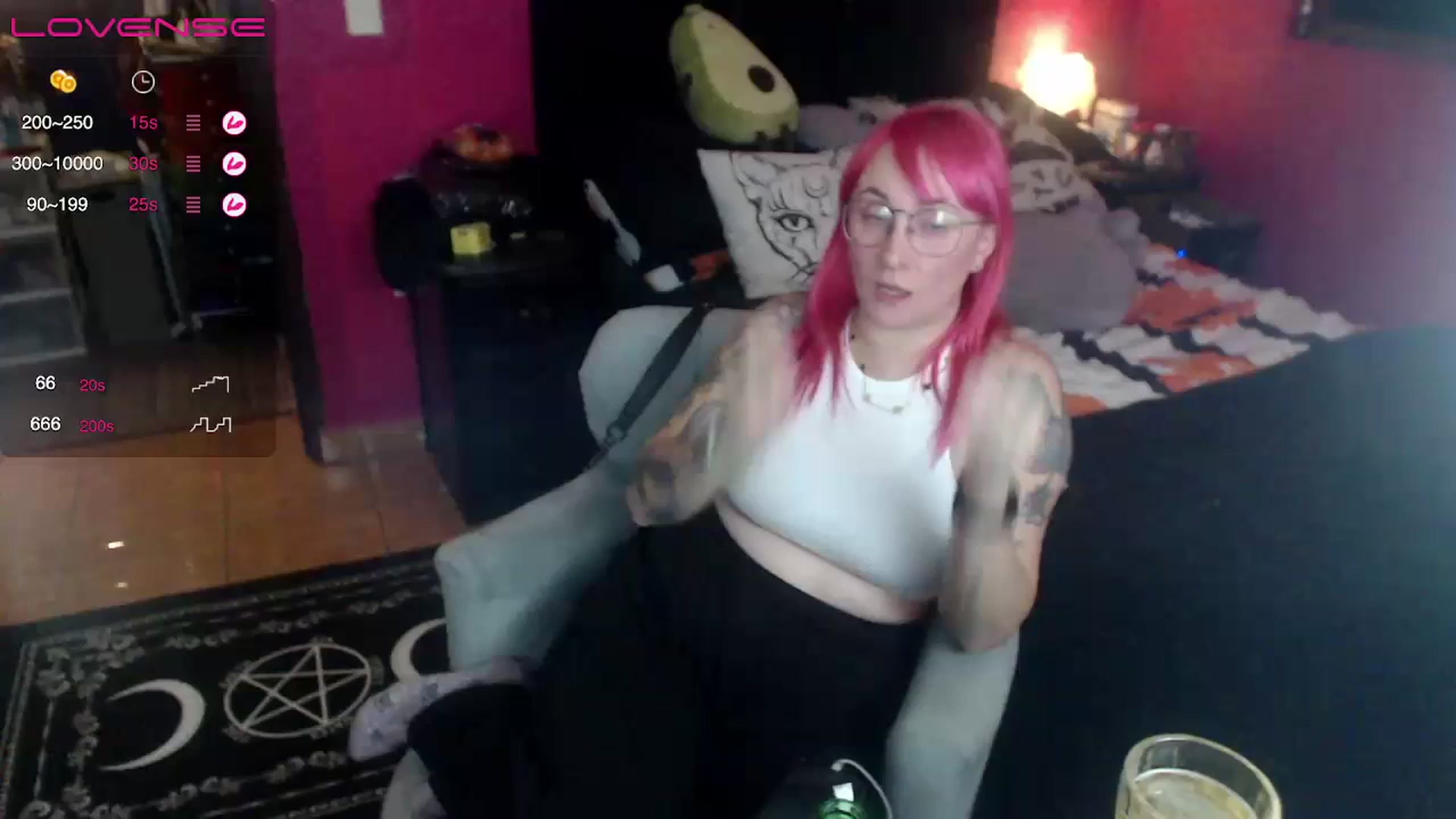 Gallery image thumbnail from AxeHallow's myfreecams stream on, 06/28/2023, 06:09 image 11 of 20