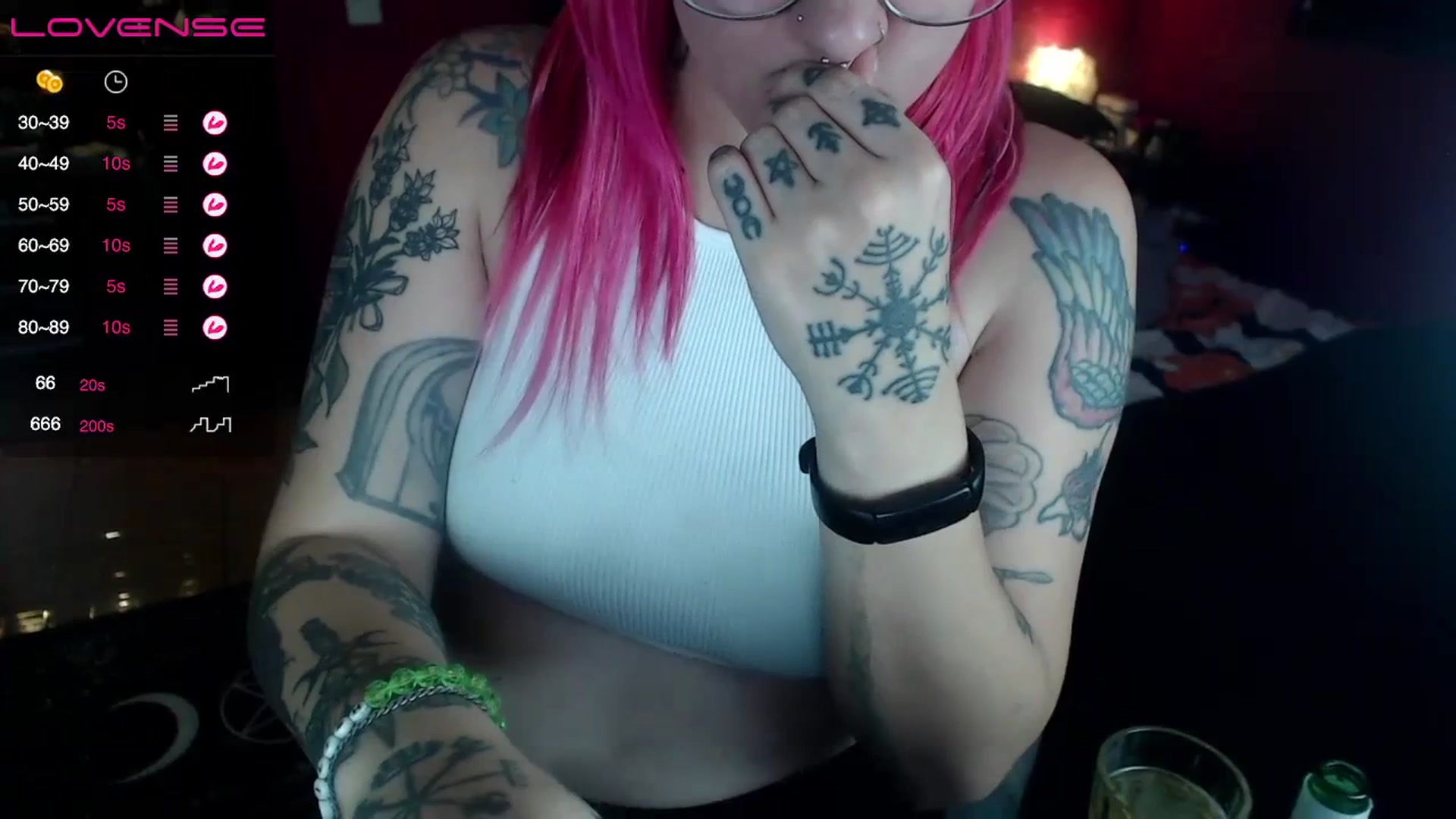 Gallery image thumbnail from AxeHallow's myfreecams stream on, 06/28/2023, 07:47 image 12 of 20