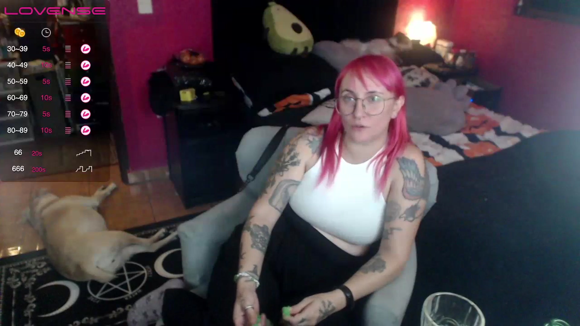 Gallery image thumbnail from AxeHallow's myfreecams stream on, 06/28/2023, 07:57 image 8 of 20