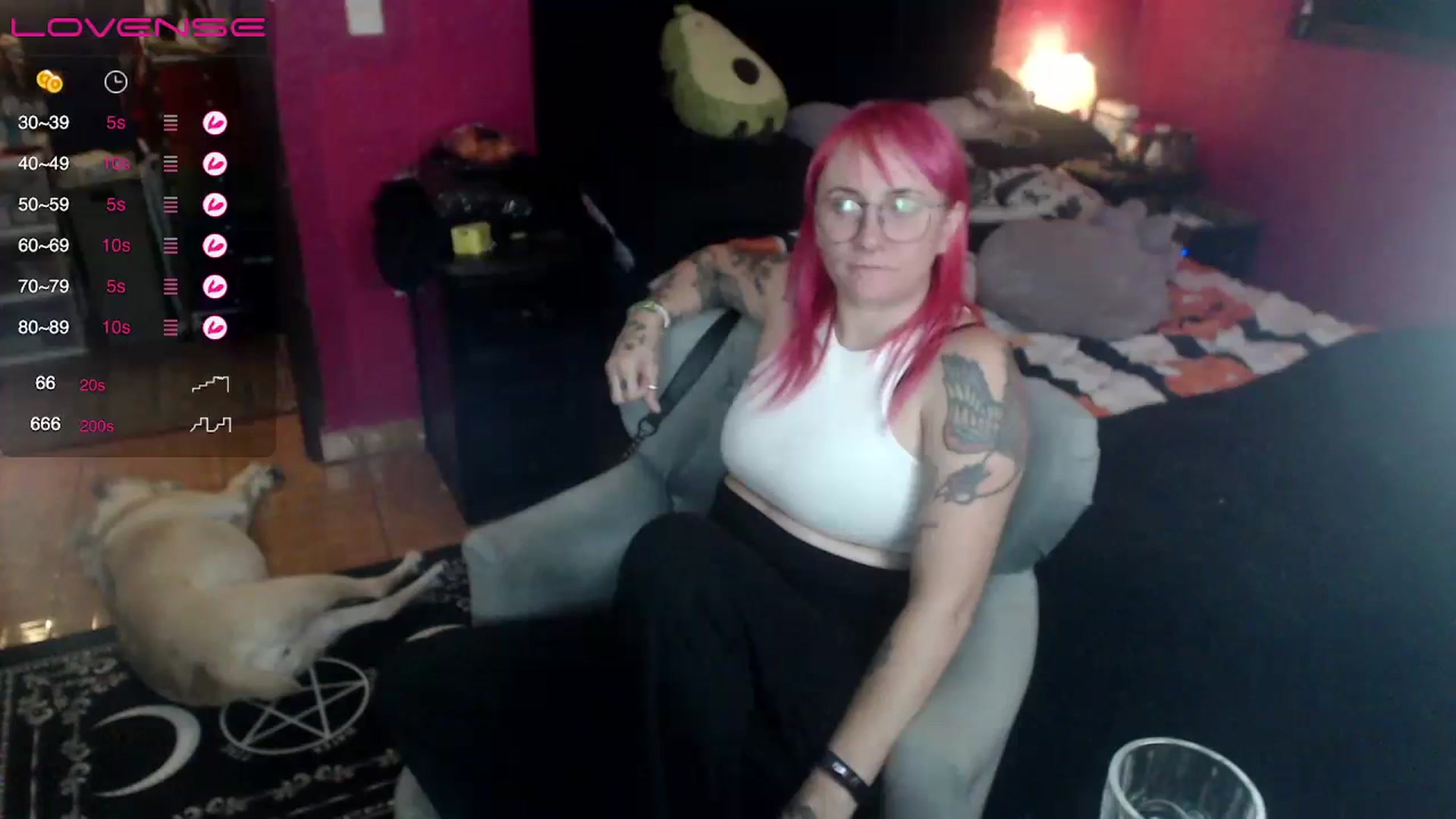 Gallery image thumbnail from AxeHallow's myfreecams stream on, 06/28/2023, 07:57 image 20 of 20