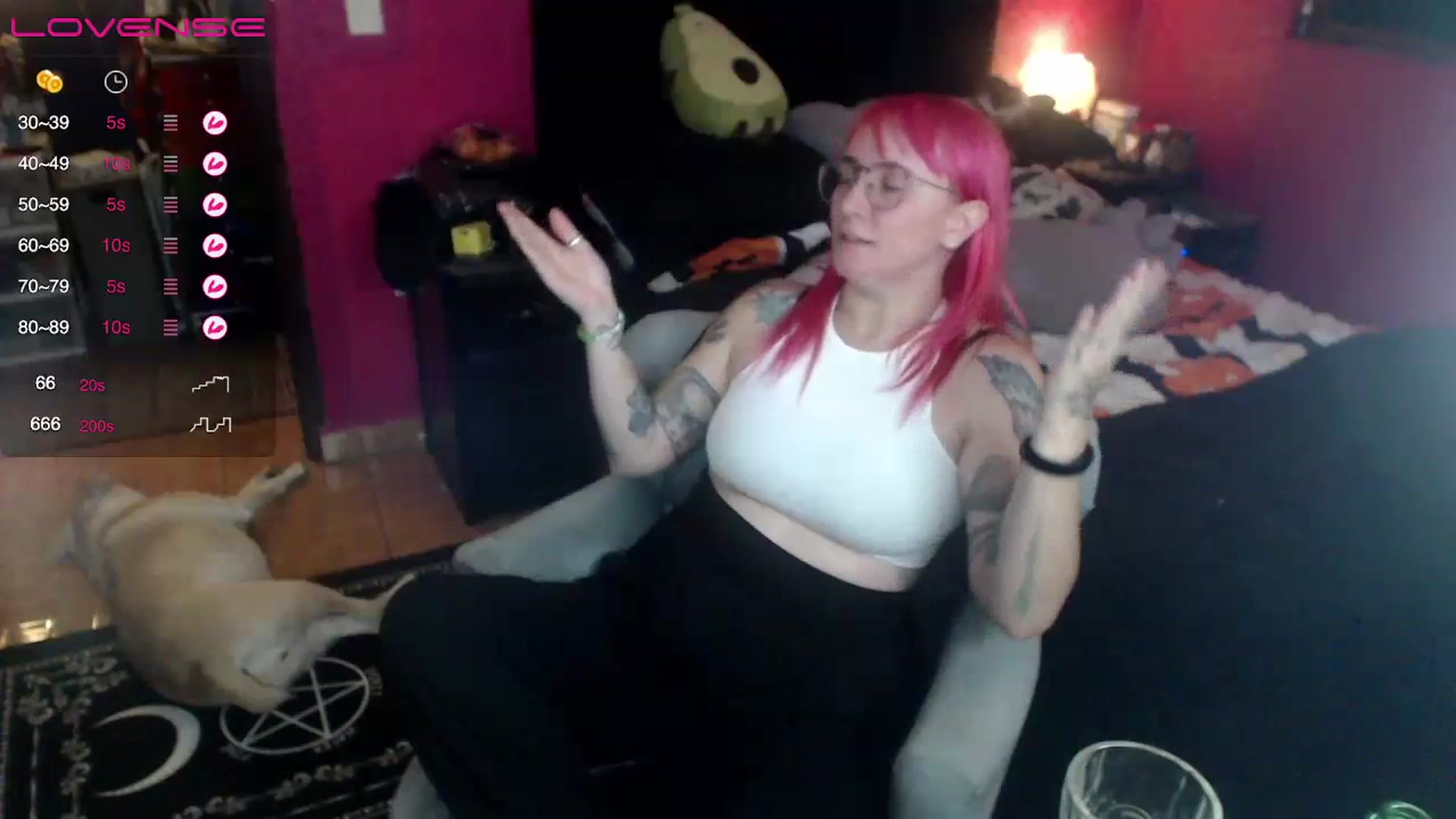 Gallery image thumbnail from AxeHallow's myfreecams stream on, 06/28/2023, 07:57 image 14 of 20
