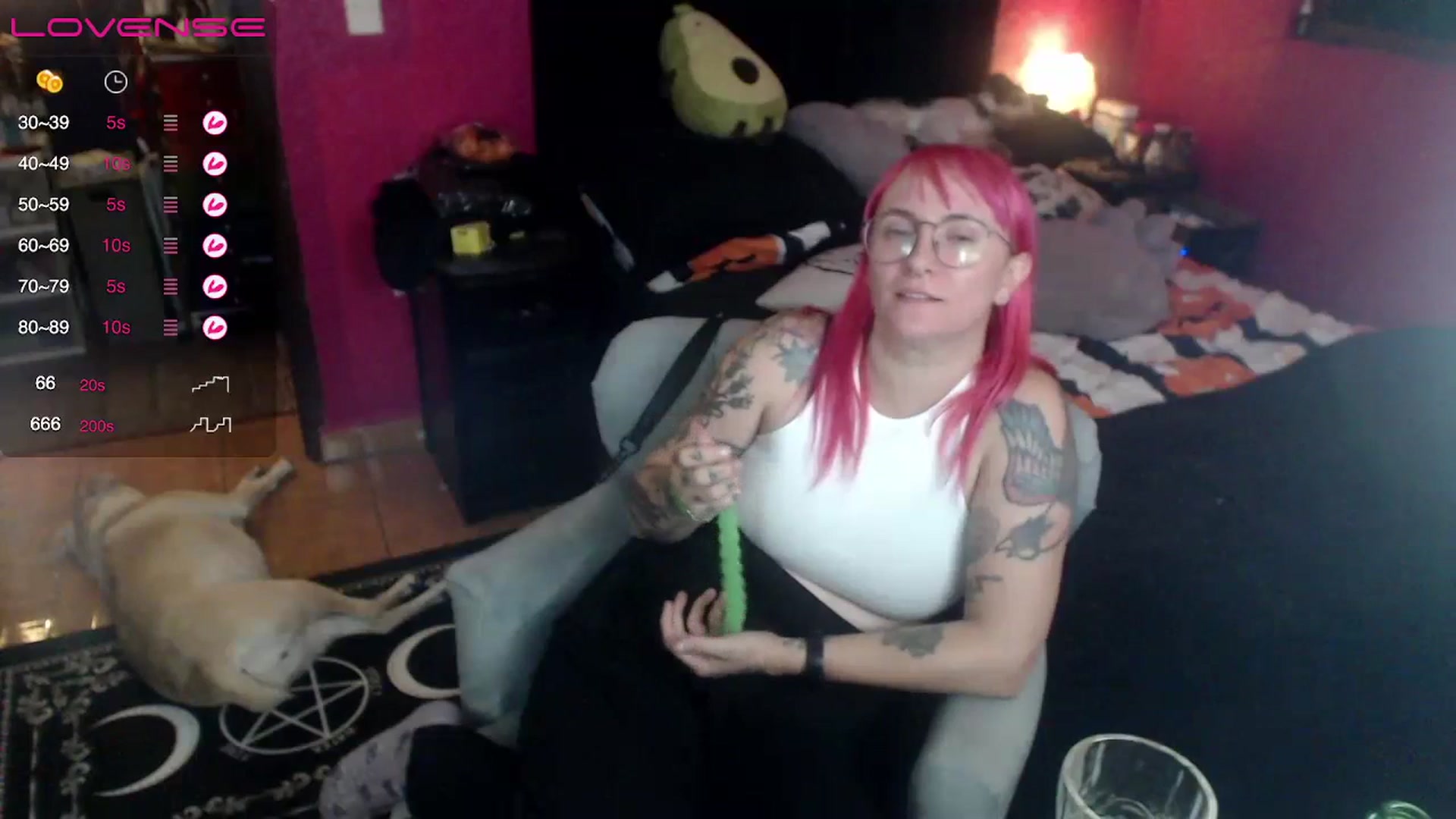 Gallery image thumbnail from AxeHallow's myfreecams stream on, 06/28/2023, 07:57 image 10 of 20