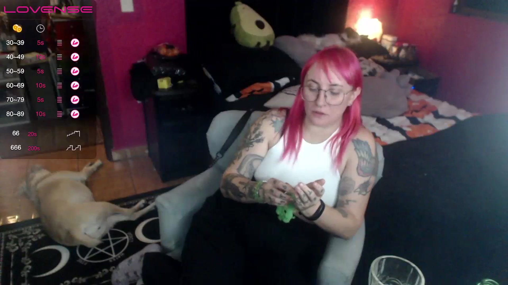 Gallery image thumbnail from AxeHallow's myfreecams stream on, 06/28/2023, 07:57 image 9 of 20